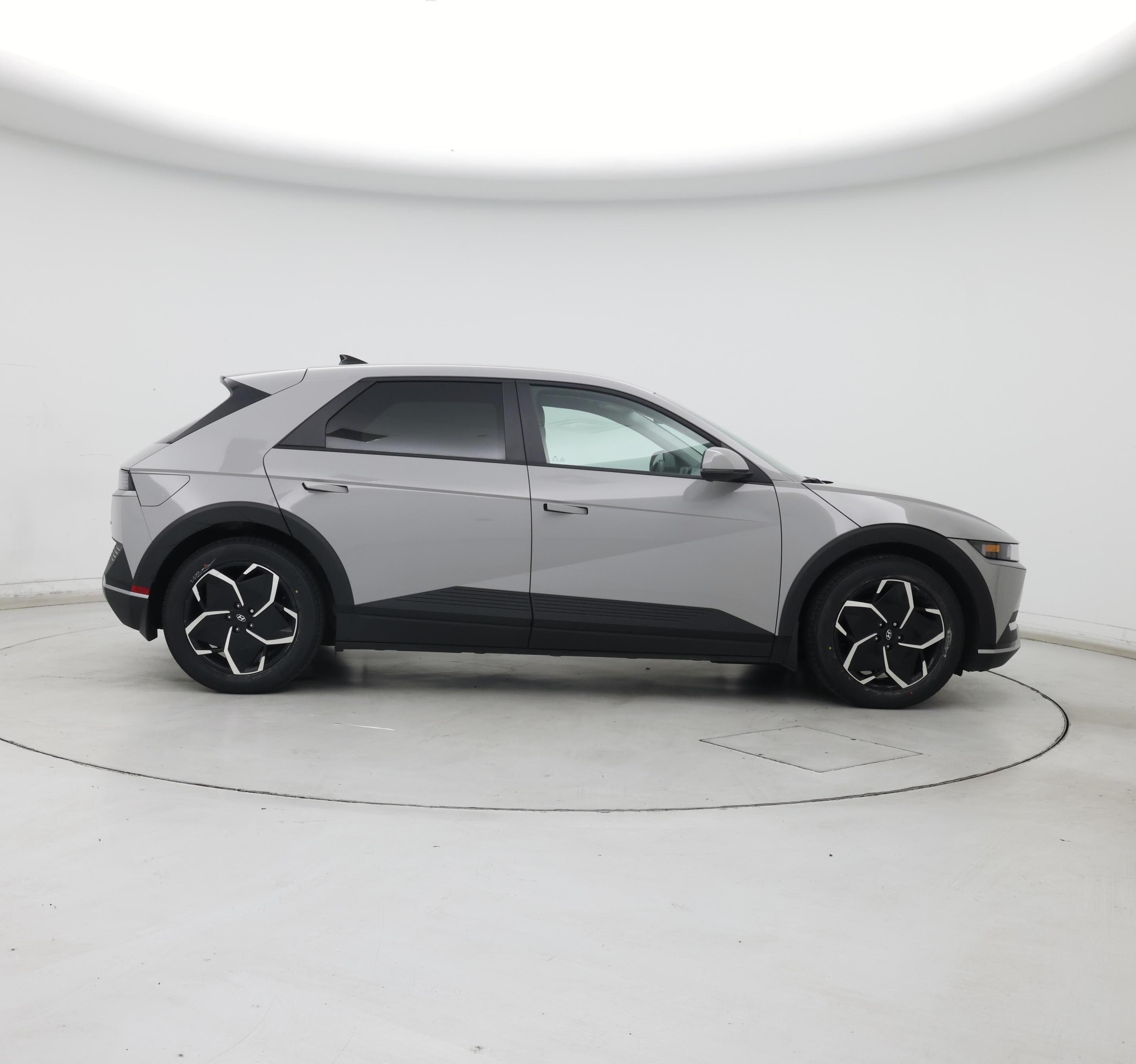 Thumbnail: 2023 Hyundai Ioniq 5 - 7