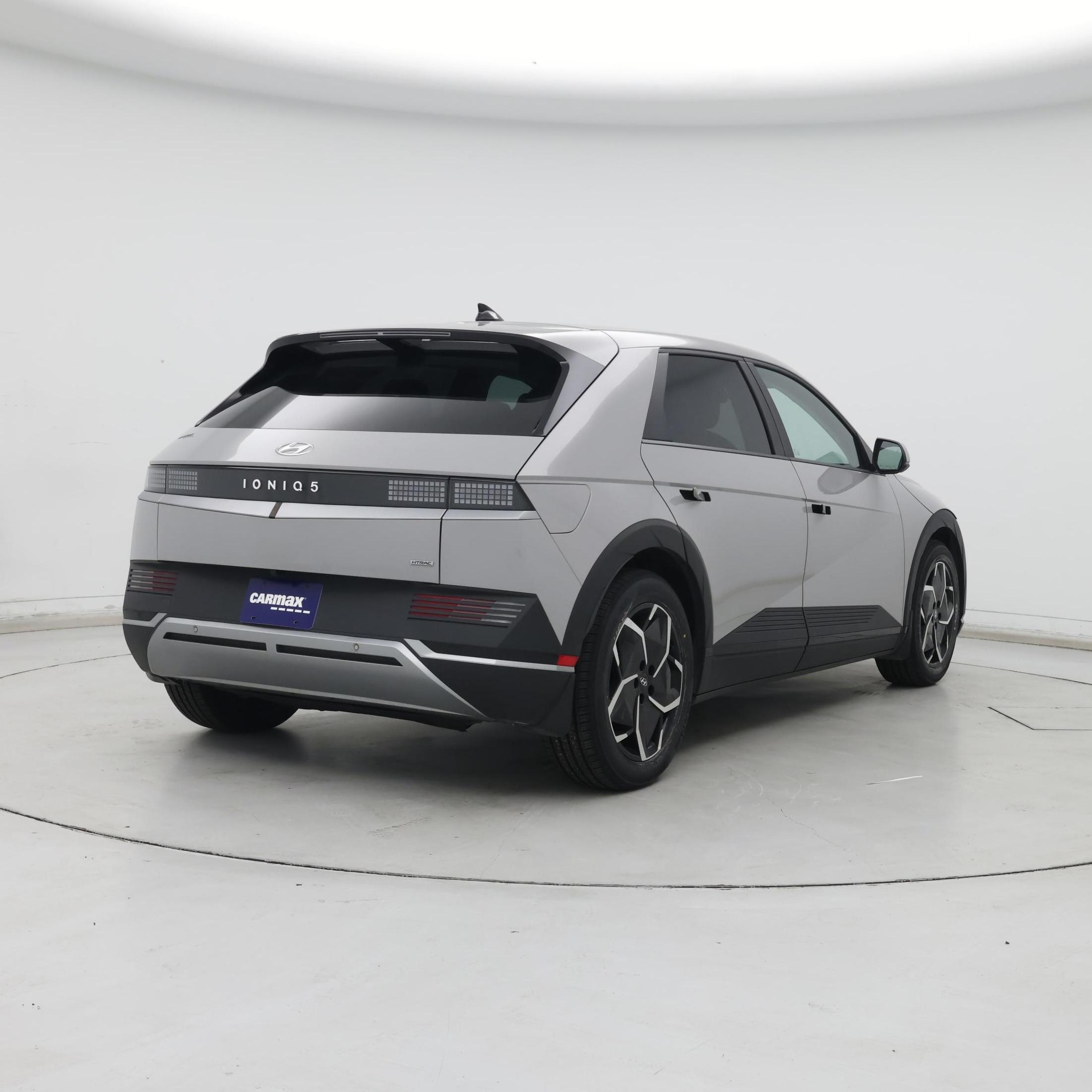 Thumbnail: 2023 Hyundai Ioniq 5 - 8