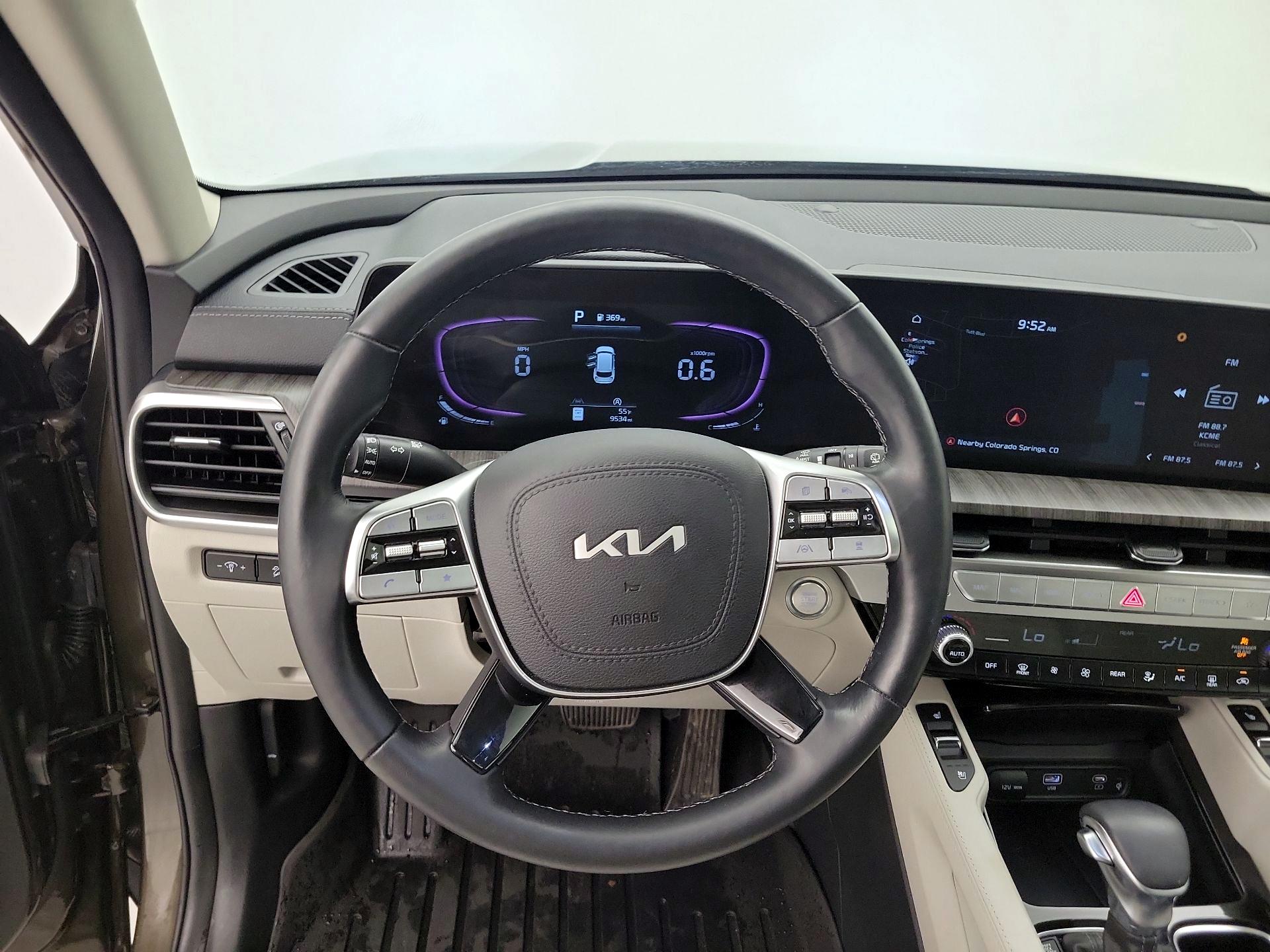 Thumbnail: 2023 Kia Telluride - 10
