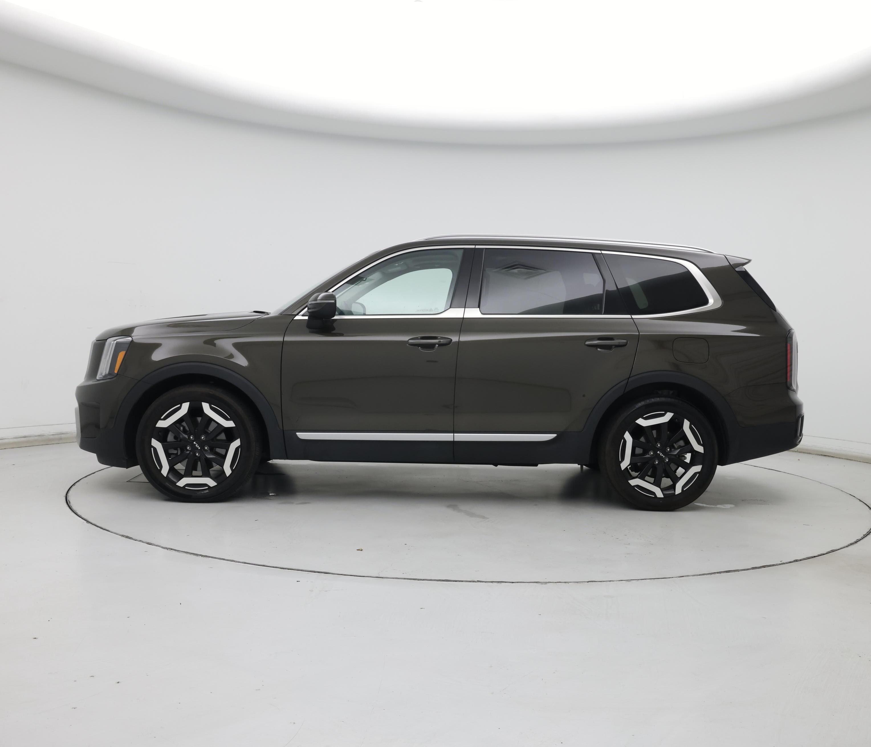 Thumbnail: 2023 Kia Telluride - 3