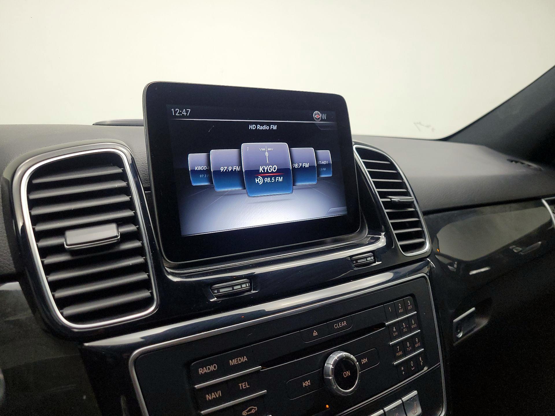 Thumbnail: 2017 Mercedes-Benz GLE - 14