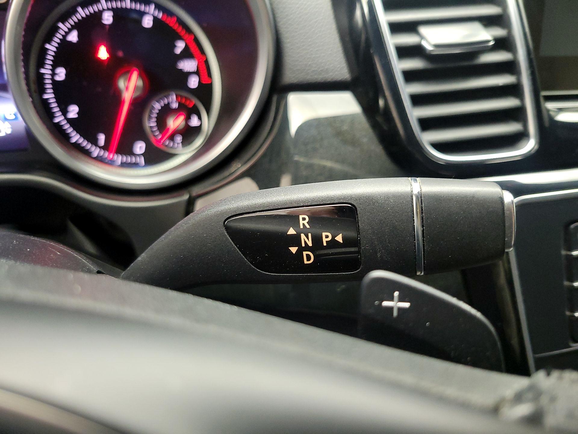 Thumbnail: 2017 Mercedes-Benz GLE - 16