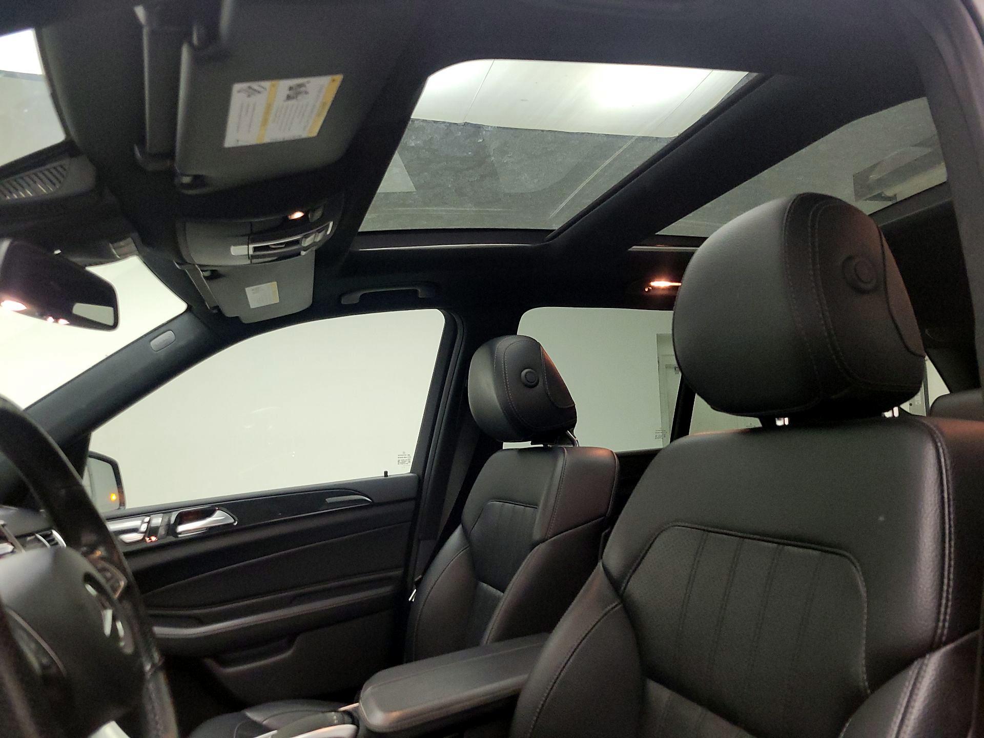 Thumbnail: 2017 Mercedes-Benz GLE - 18