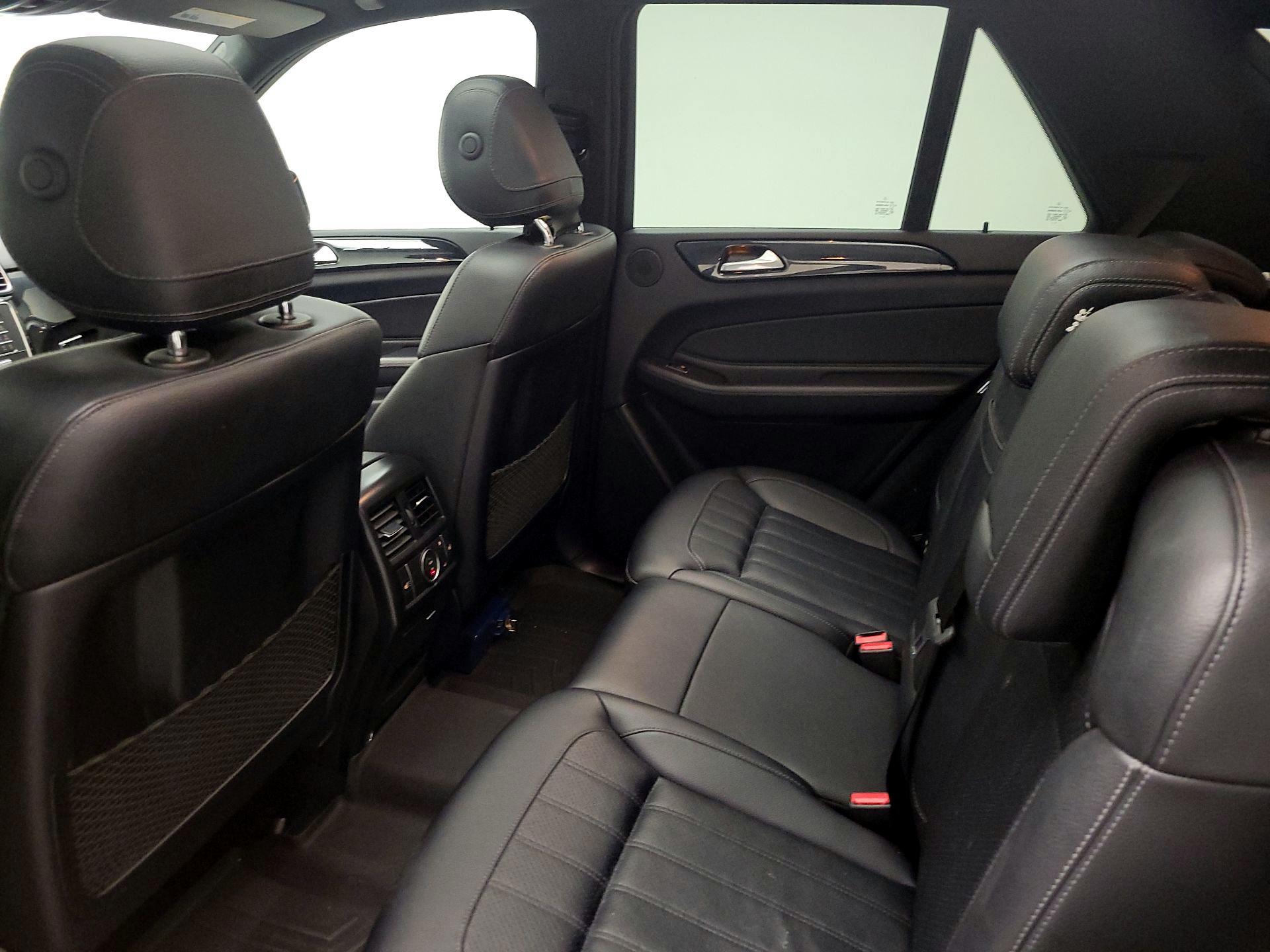 Thumbnail: 2017 Mercedes-Benz GLE - 19