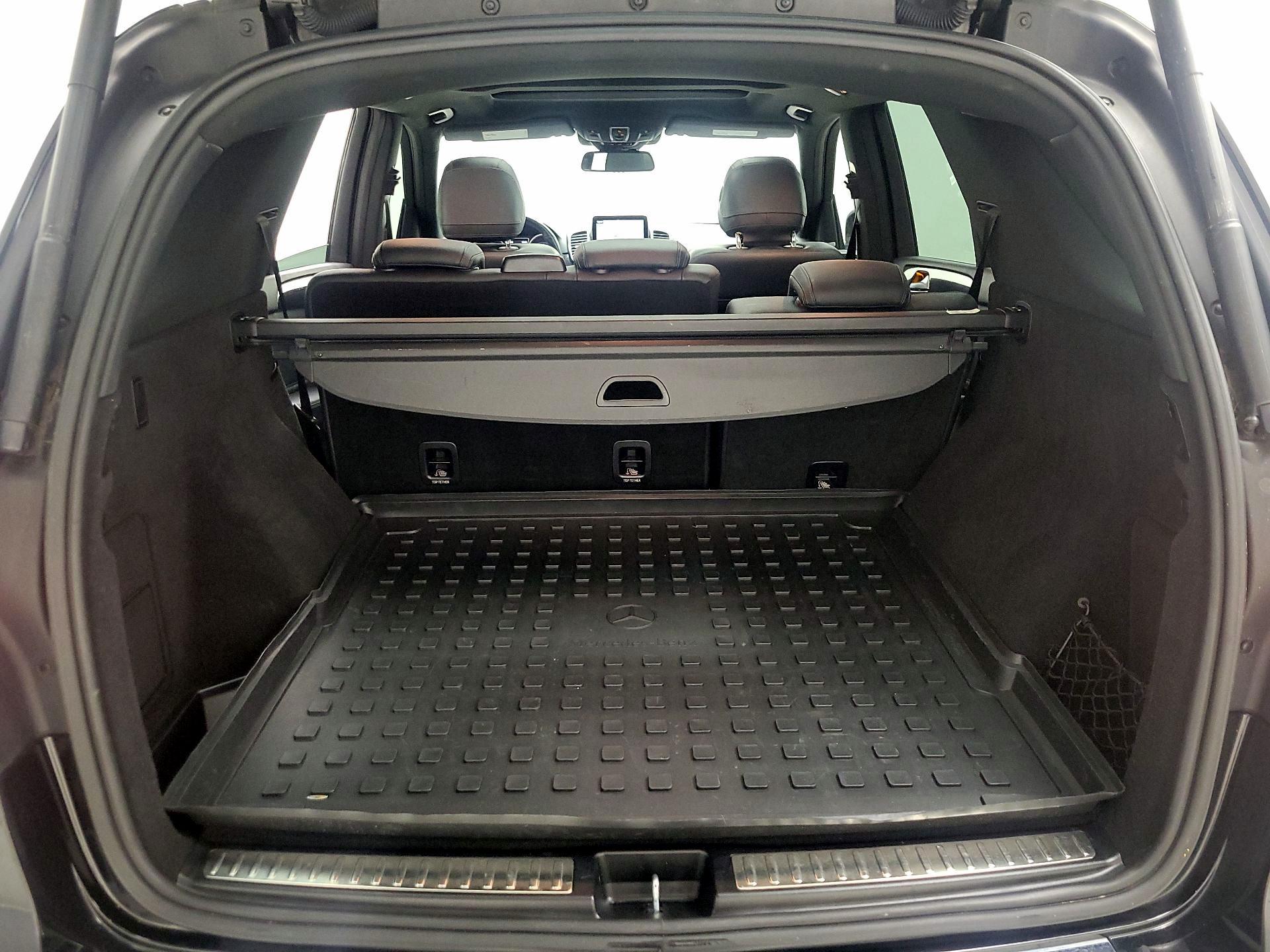 Thumbnail: 2017 Mercedes-Benz GLE - 20