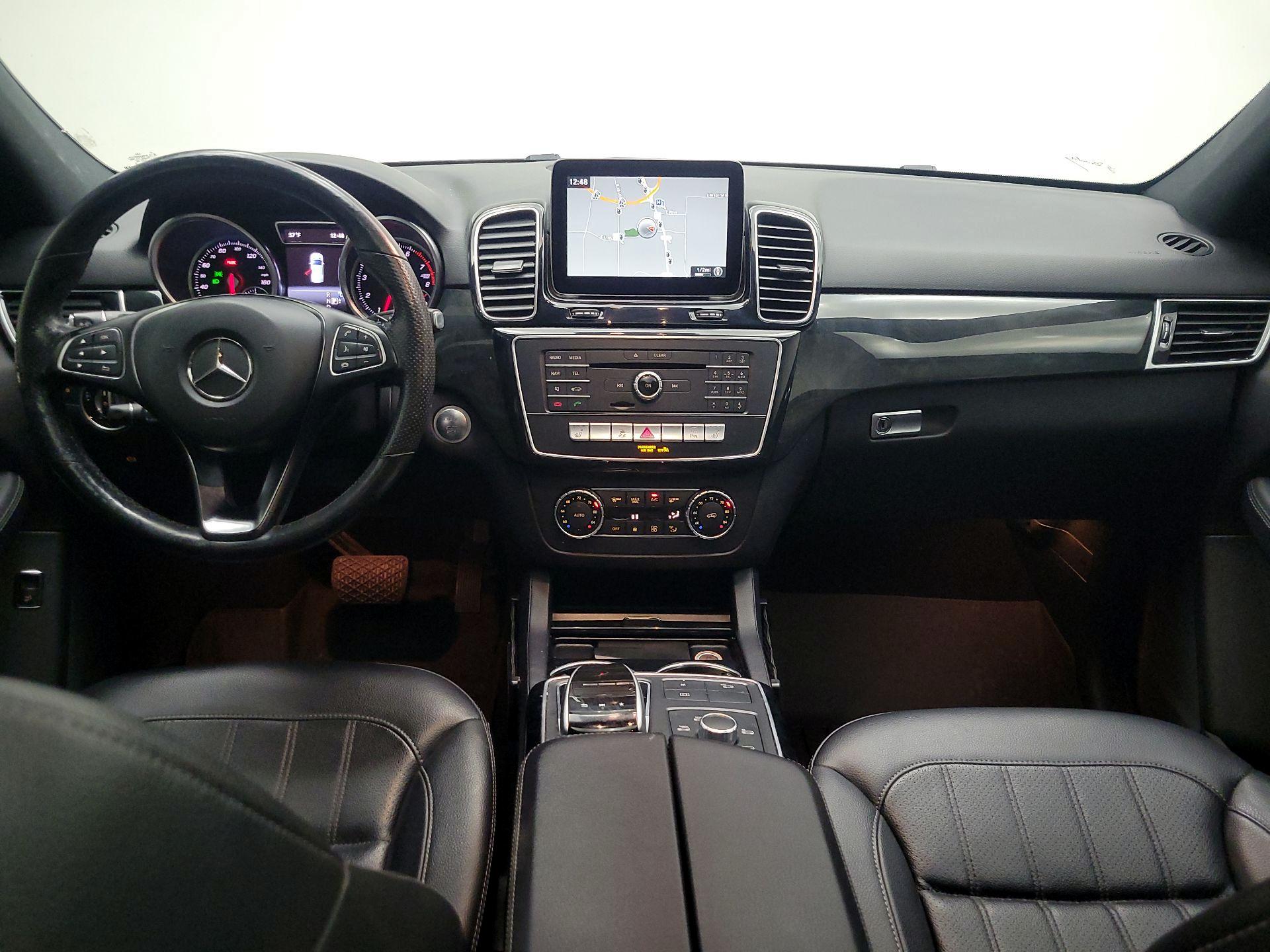 Thumbnail: 2017 Mercedes-Benz GLE - 8