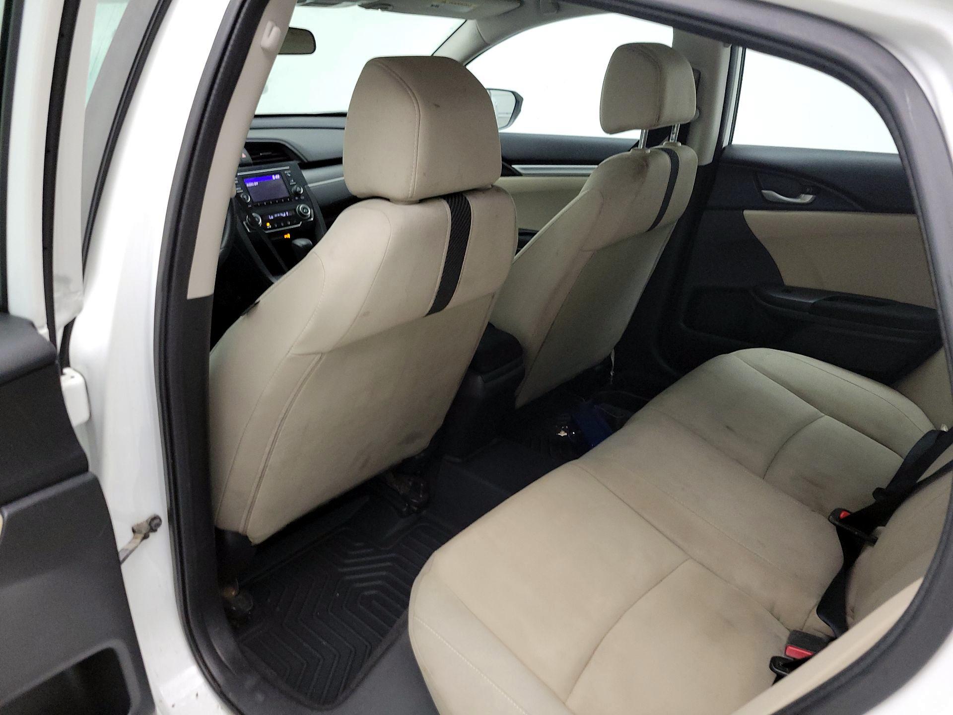 Thumbnail: 2016 Honda Civic - 19