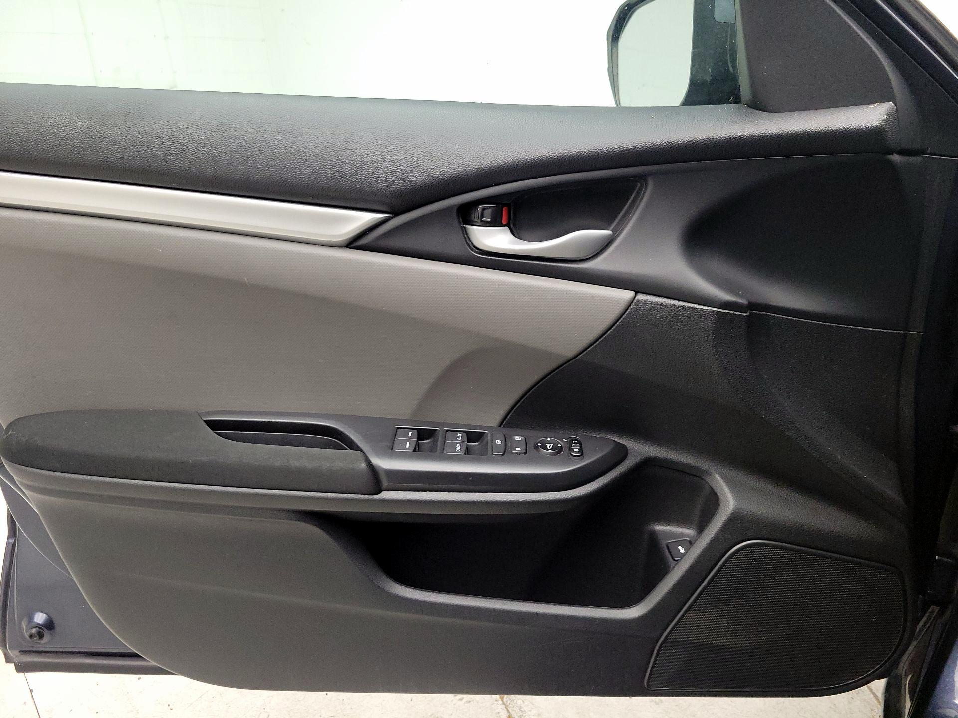 Thumbnail: 2020 Honda Civic - 12