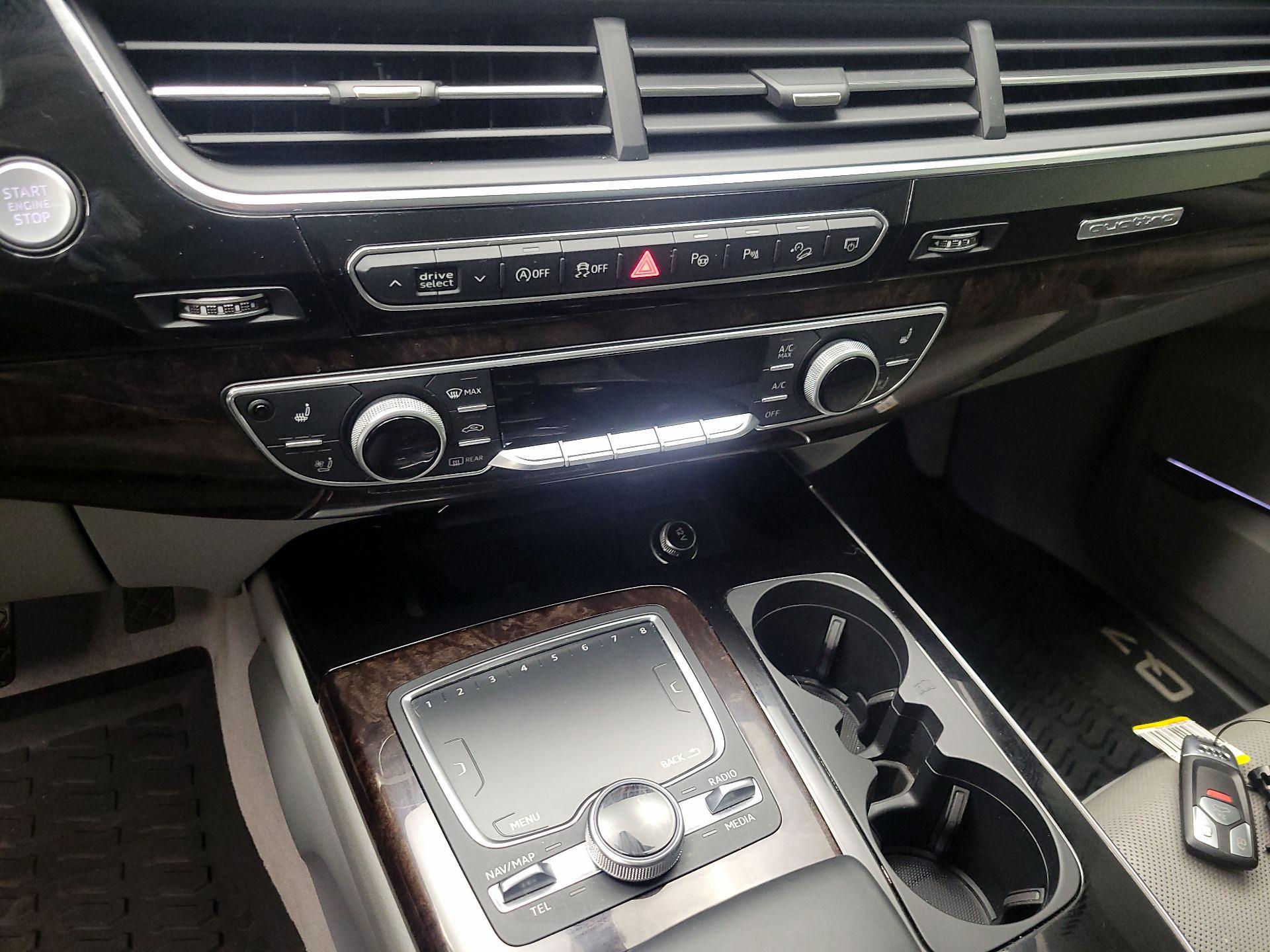 Thumbnail: 2019 Audi Q7 - 17