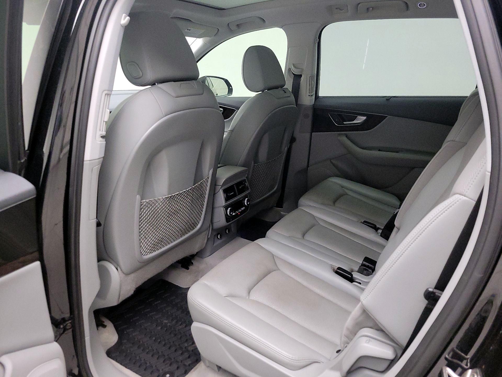 Thumbnail: 2019 Audi Q7 - 20