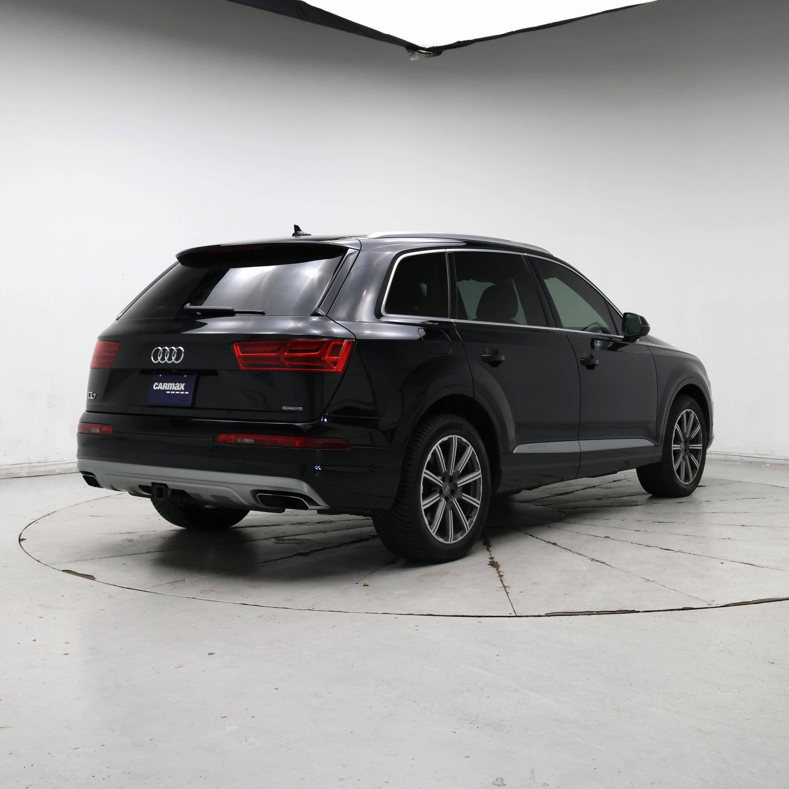 Thumbnail: 2019 Audi Q7 - 8