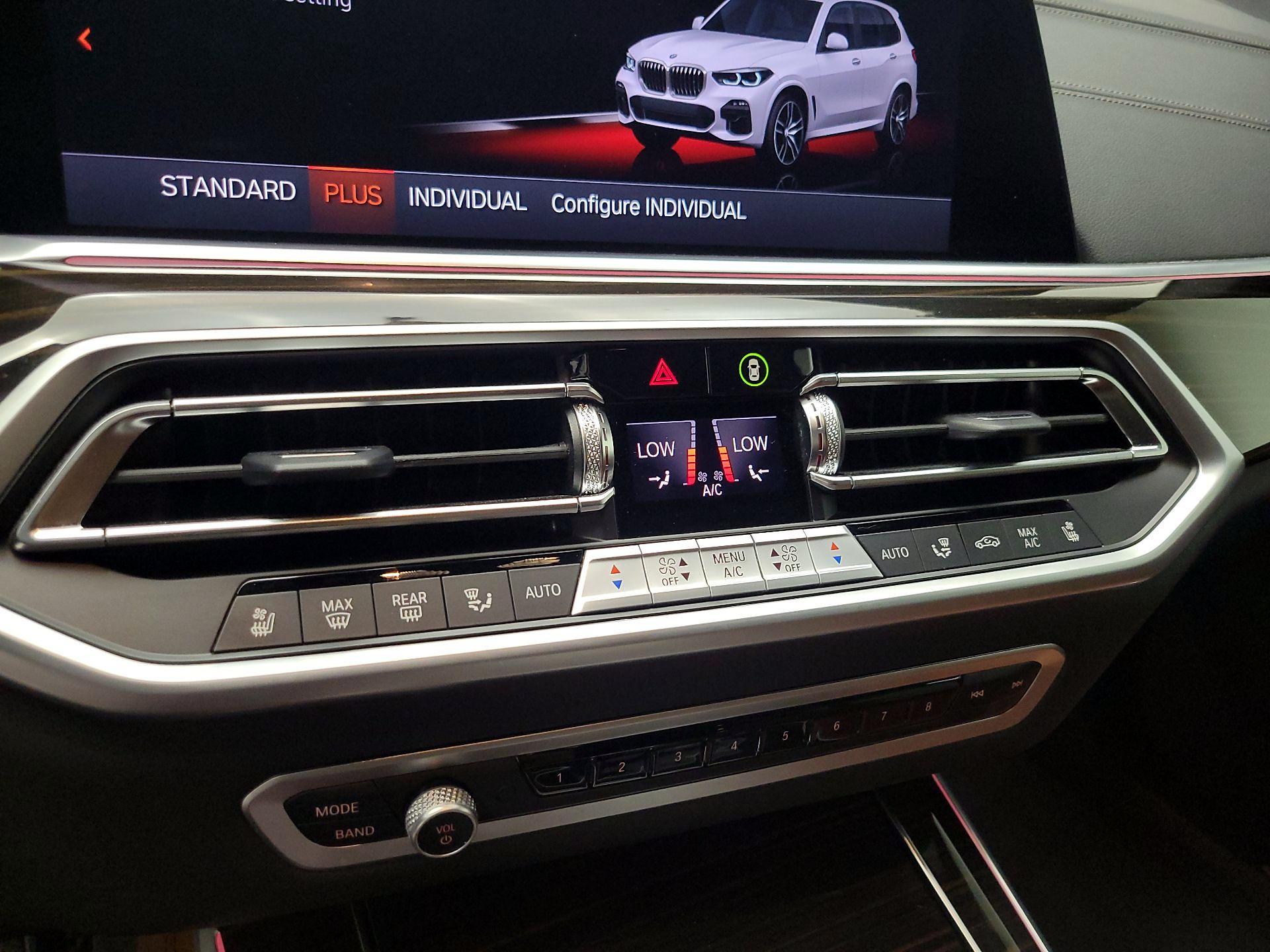 Thumbnail: 2023 BMW X5 - 17