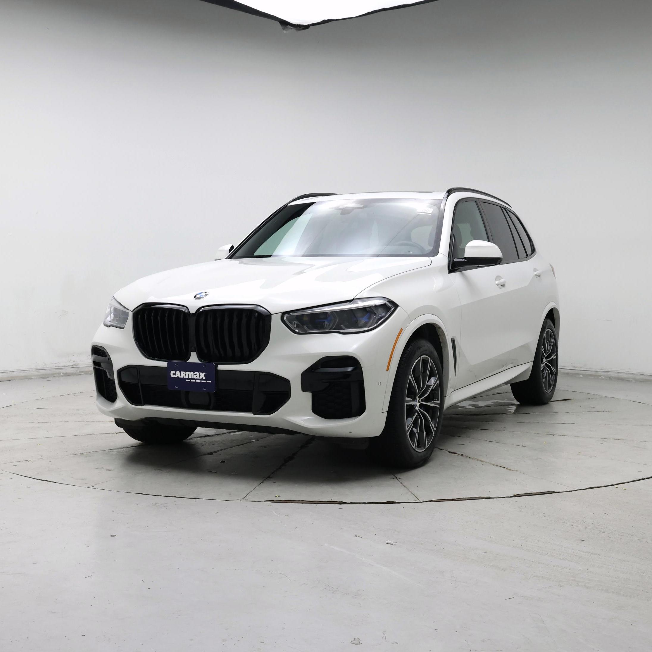 Thumbnail: 2023 BMW X5 - 4