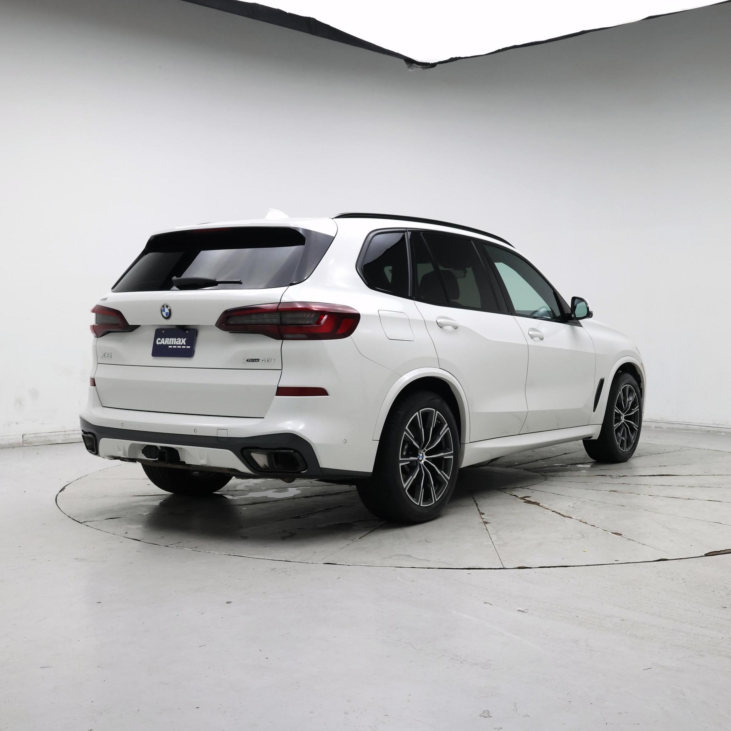 Thumbnail: 2023 BMW X5 - 8