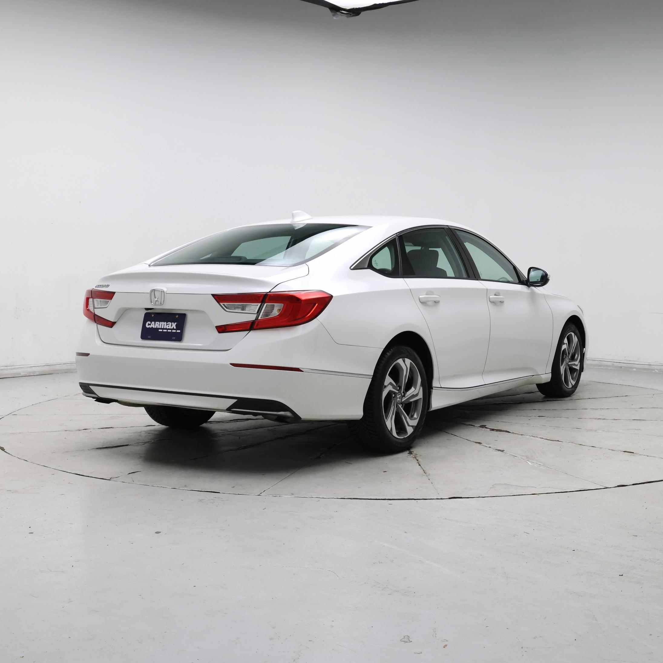 Thumbnail: 2018 Honda Accord - 8