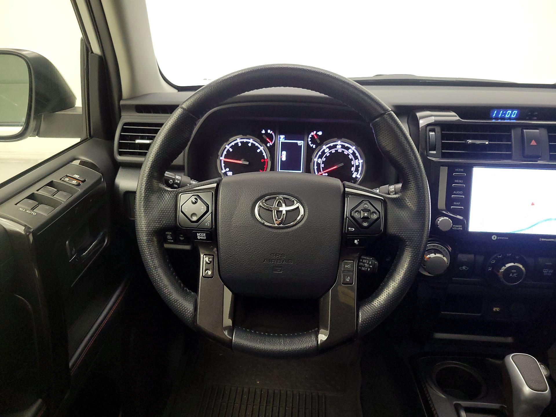 Thumbnail: 2023 Toyota 4Runner - 10