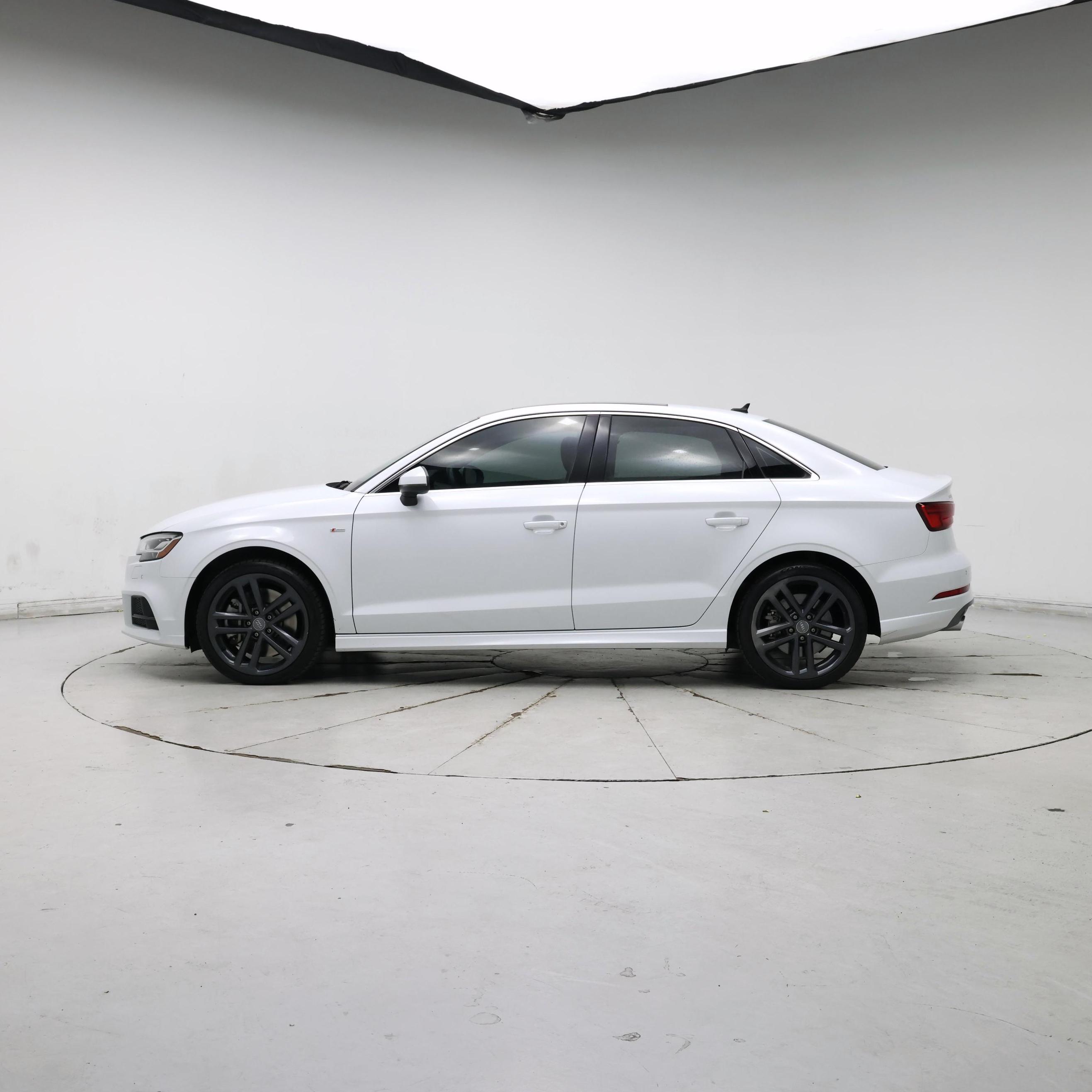 Thumbnail: 2019 Audi A3 - 3