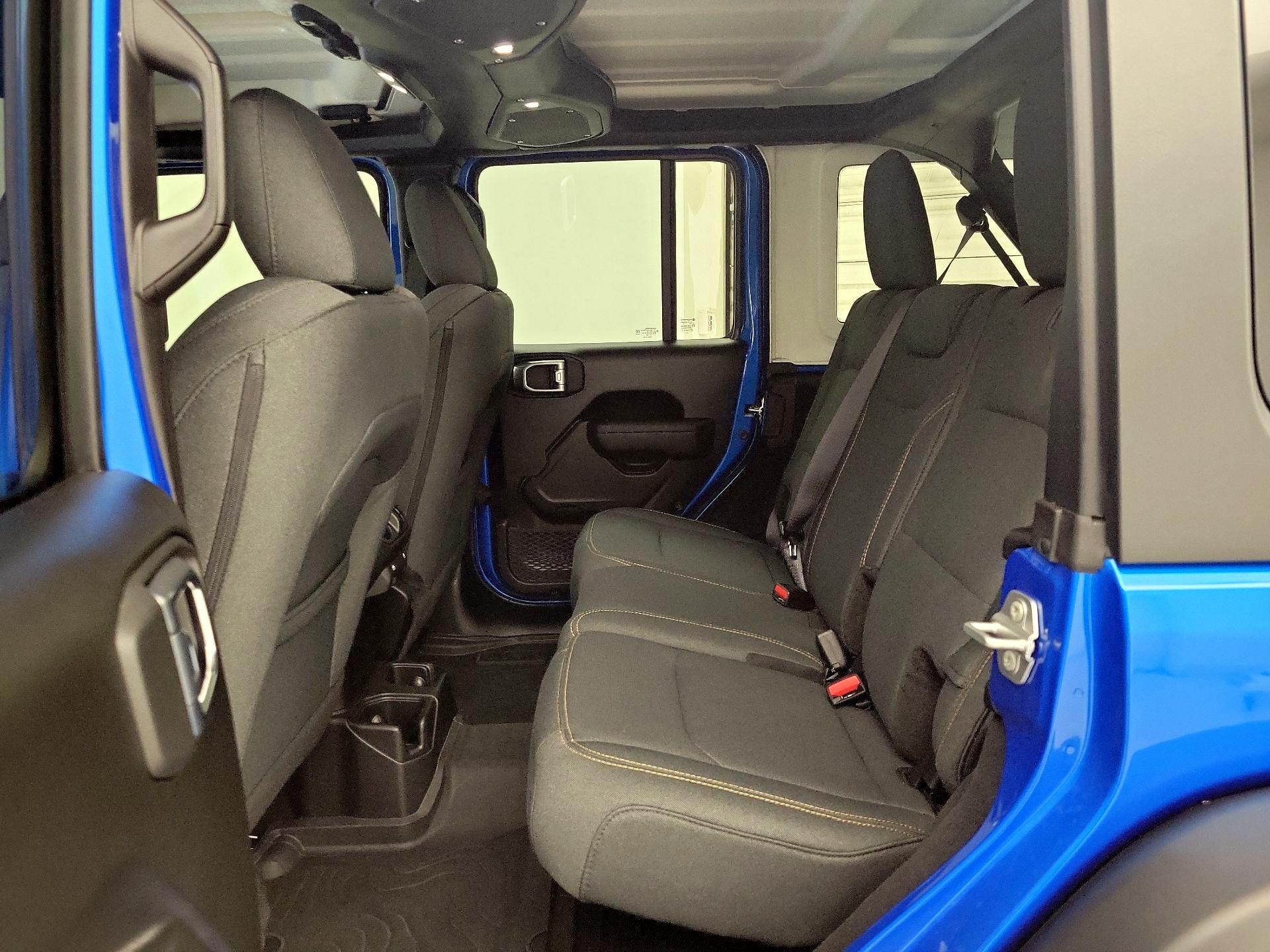 Thumbnail: 2025 Jeep Wrangler - 19