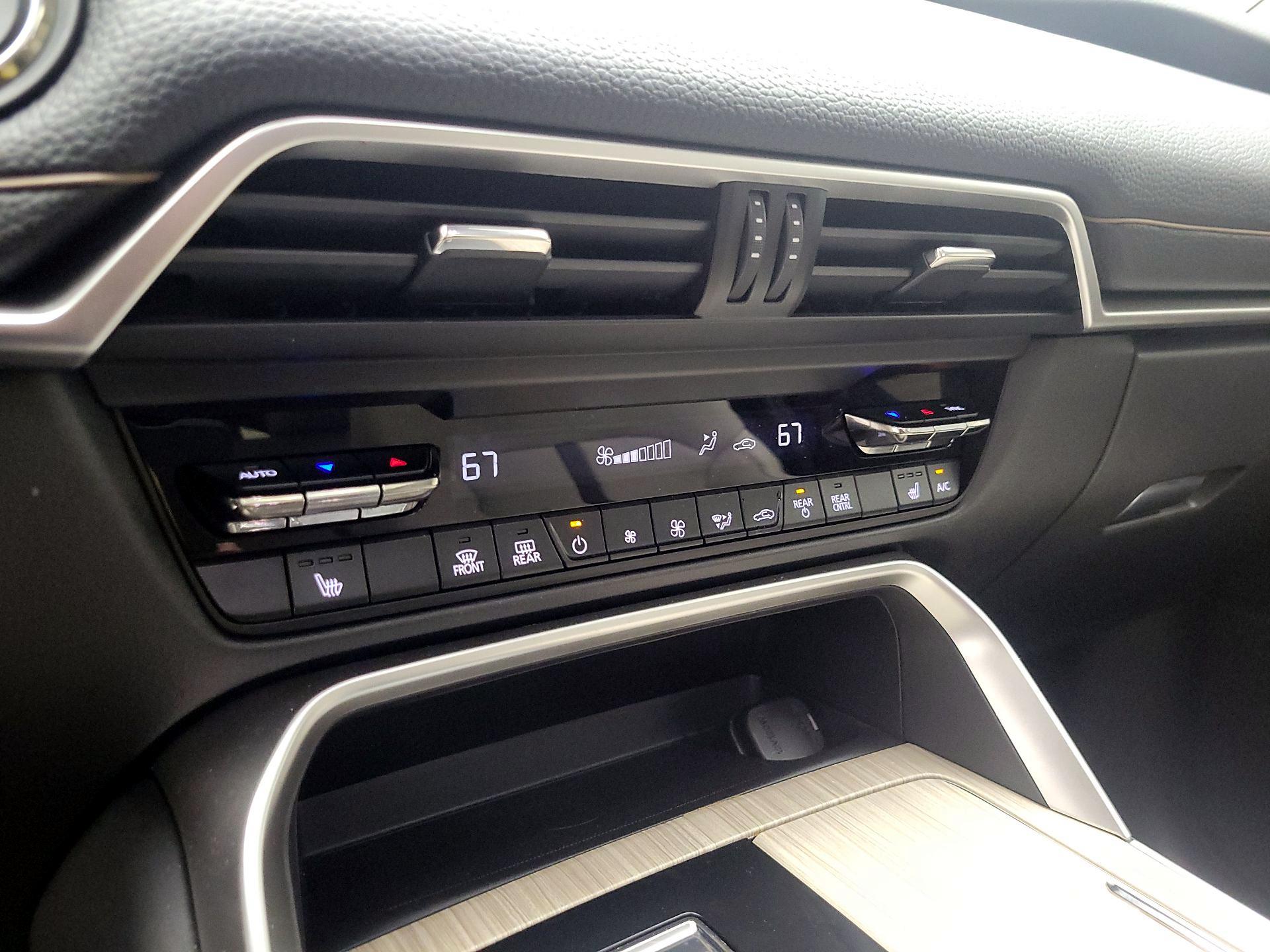 Thumbnail: 2025 Mazda CX-90 - 14