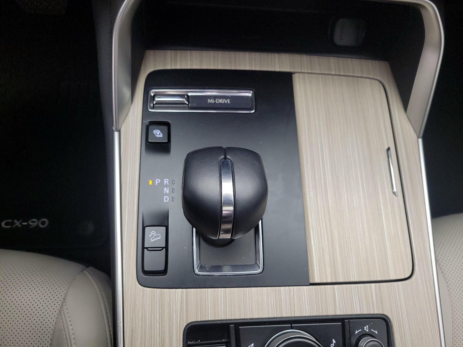 Thumbnail: 2025 Mazda CX-90 - 15