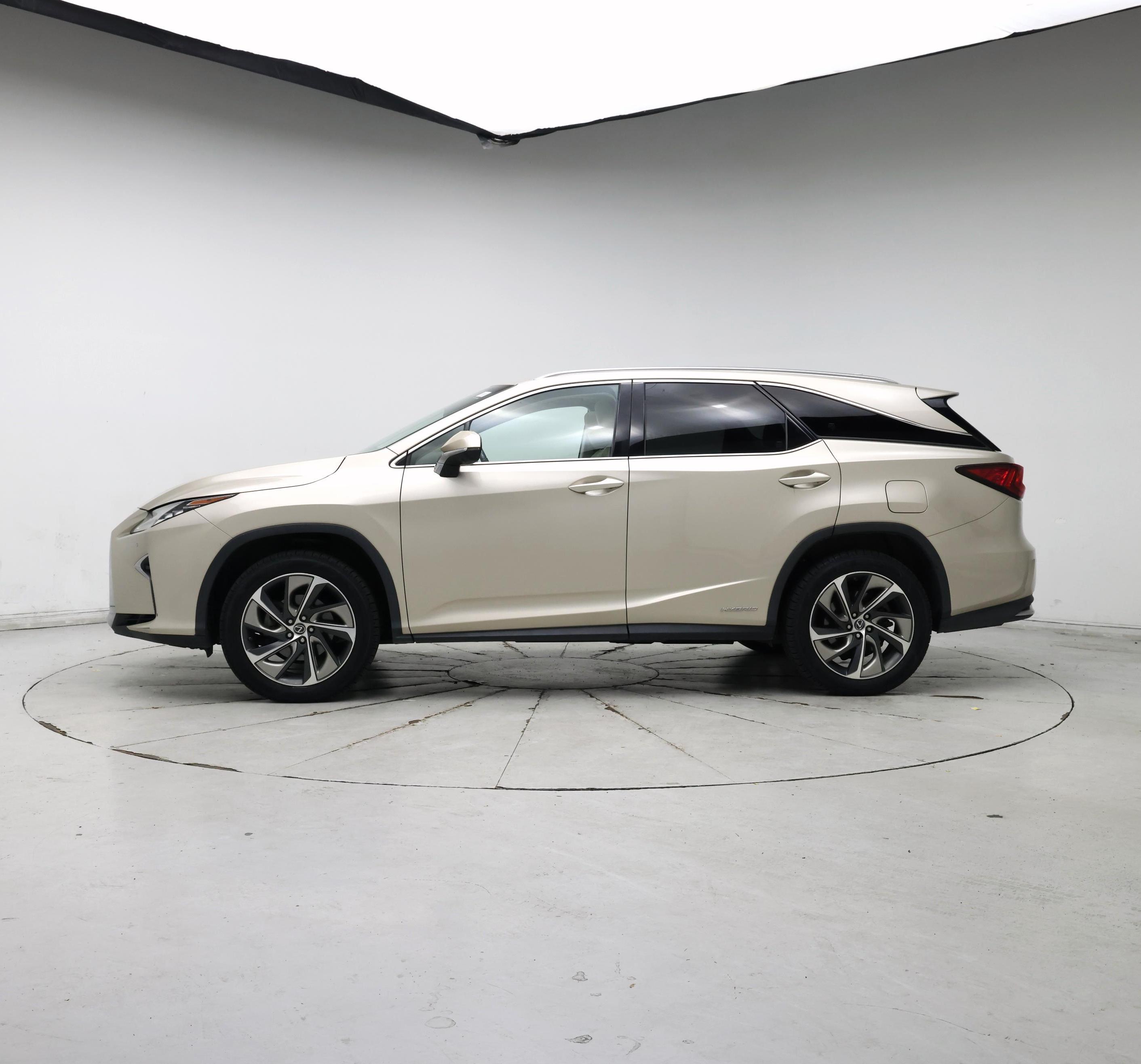 Thumbnail: 2018 Lexus RX - 3