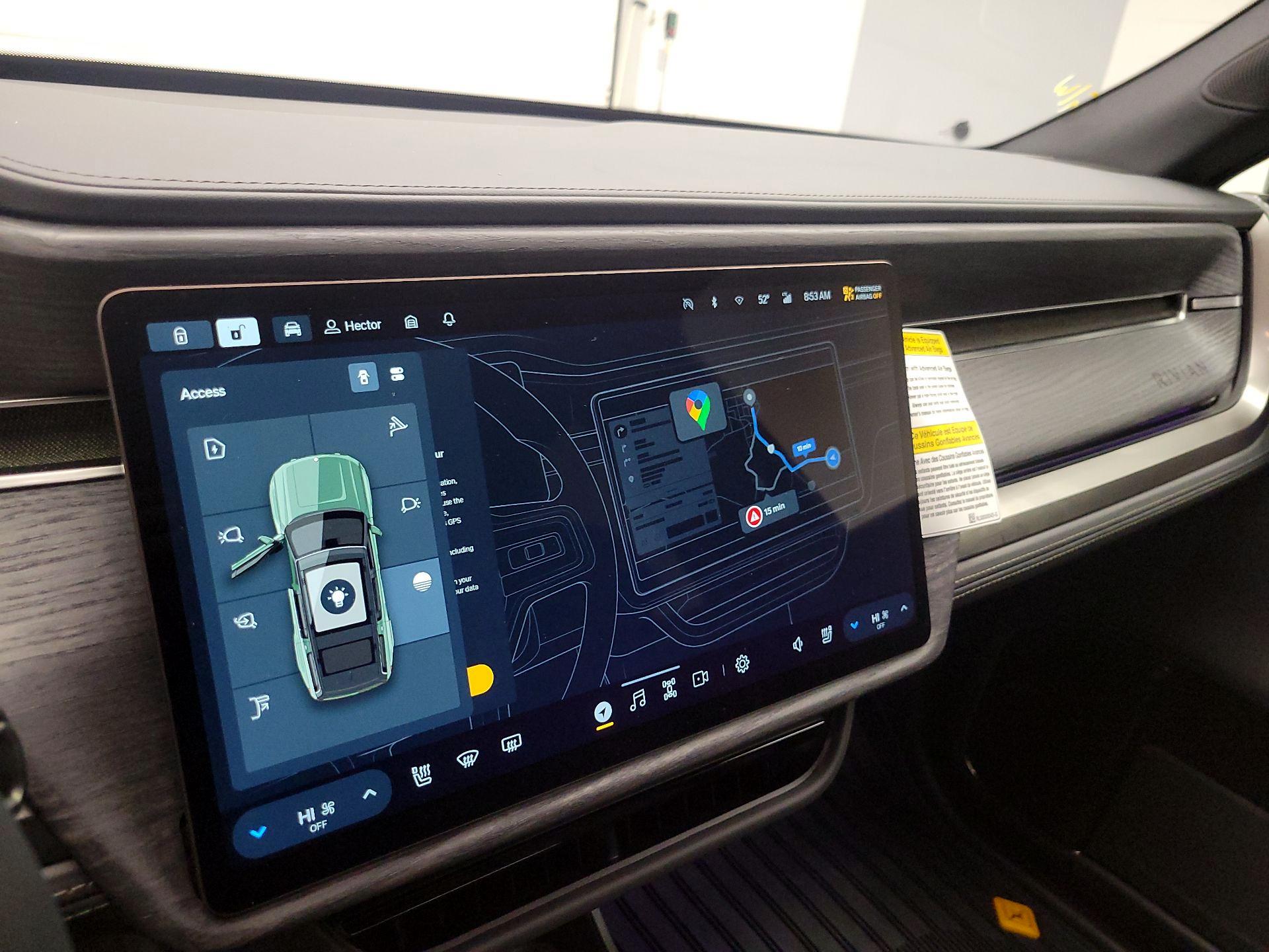 Thumbnail: 2025 Rivian R1S - 11