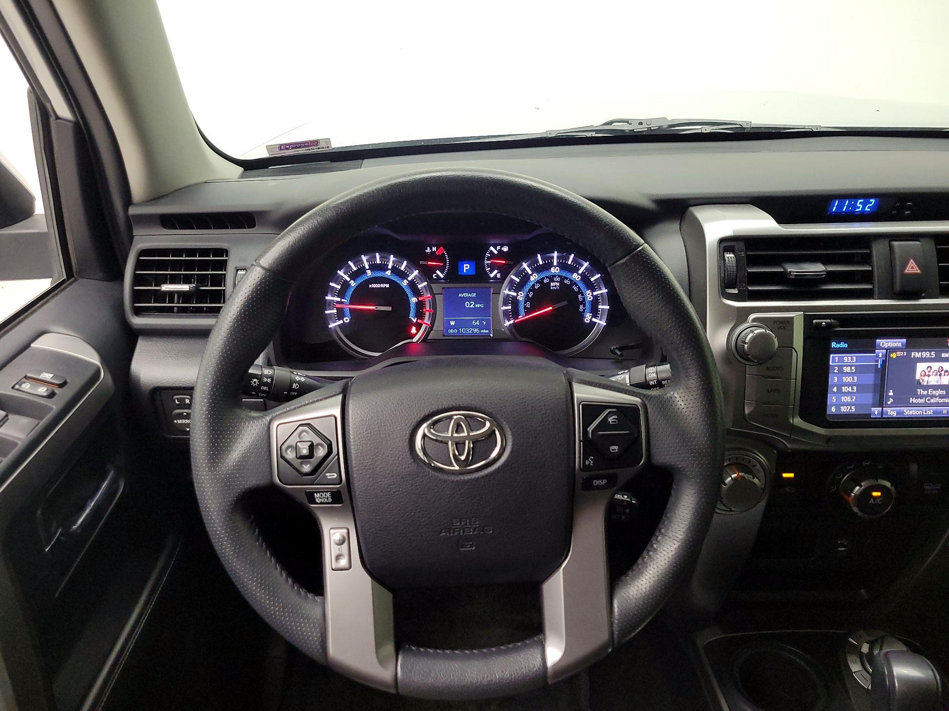Thumbnail: 2015 Toyota 4Runner - 10
