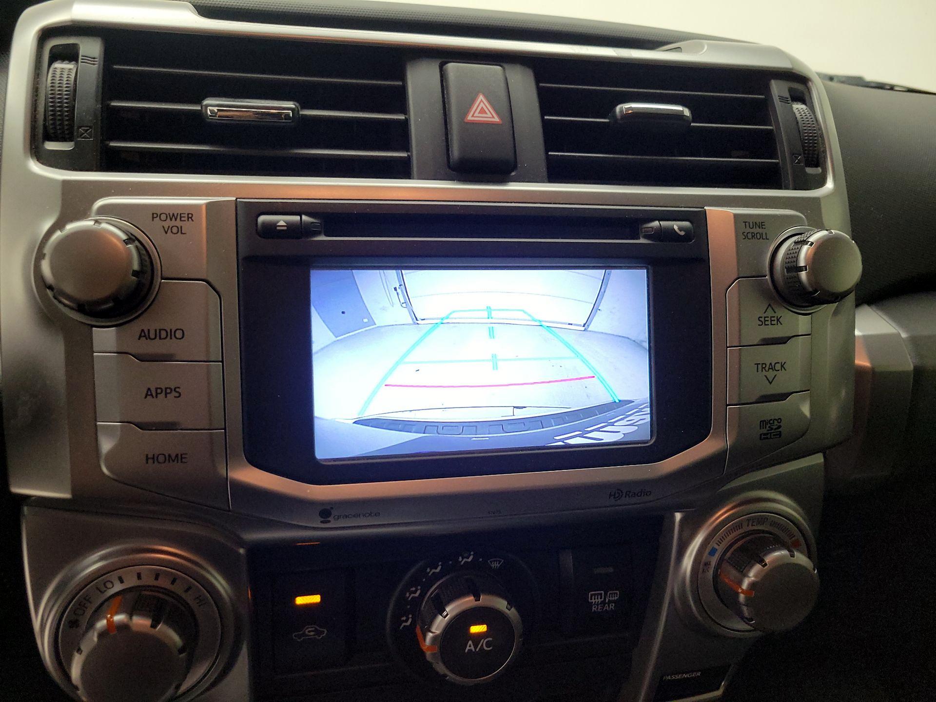 Thumbnail: 2015 Toyota 4Runner - 14