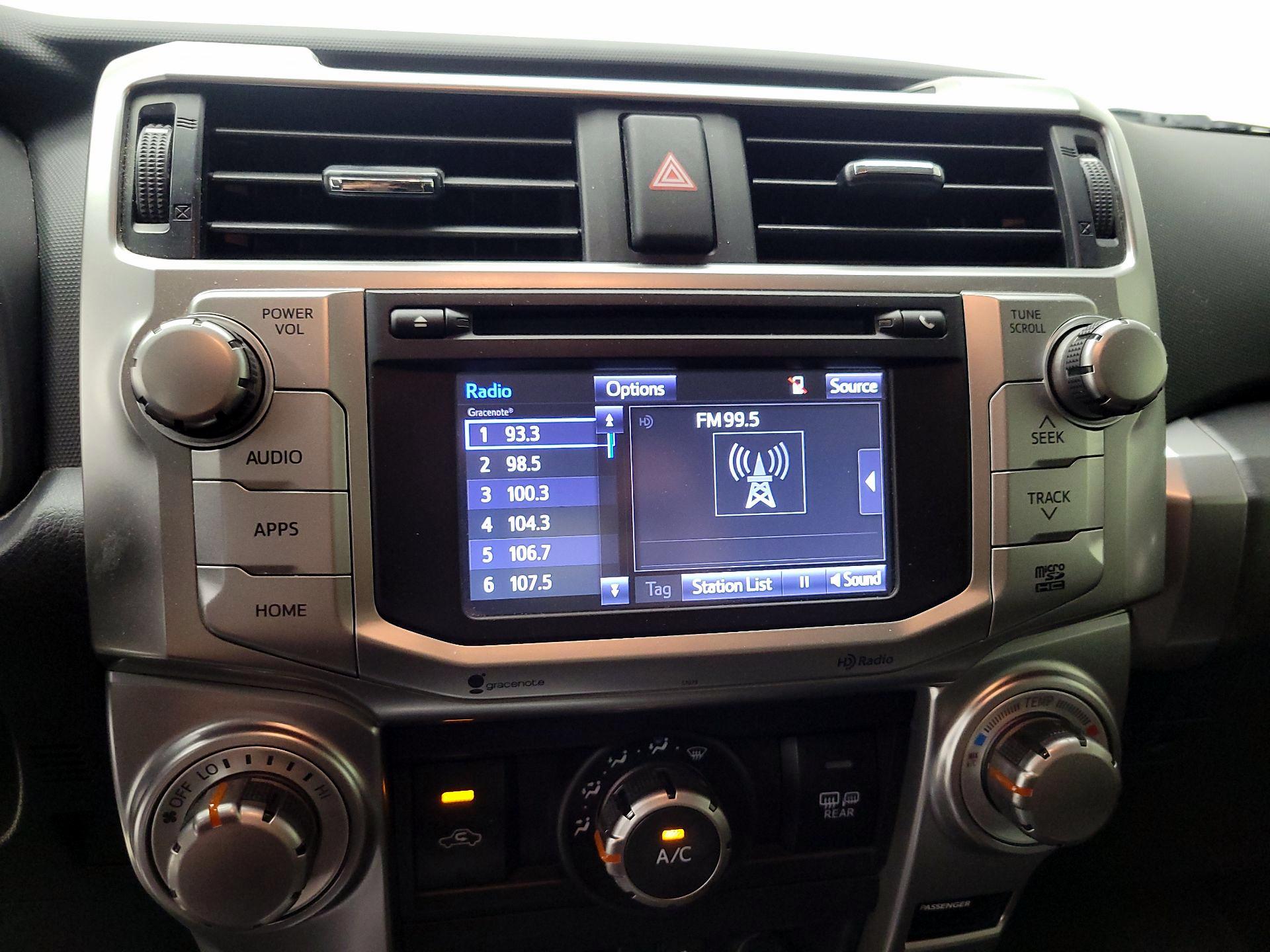 Thumbnail: 2015 Toyota 4Runner - 15
