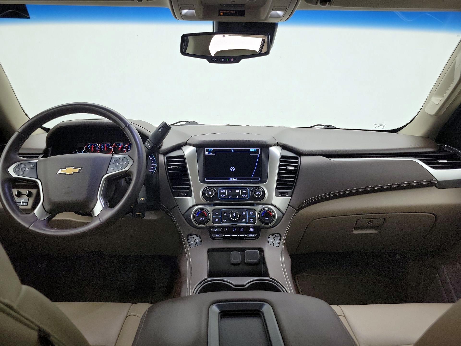 Thumbnail: 2019 Chevrolet Suburban - 9
