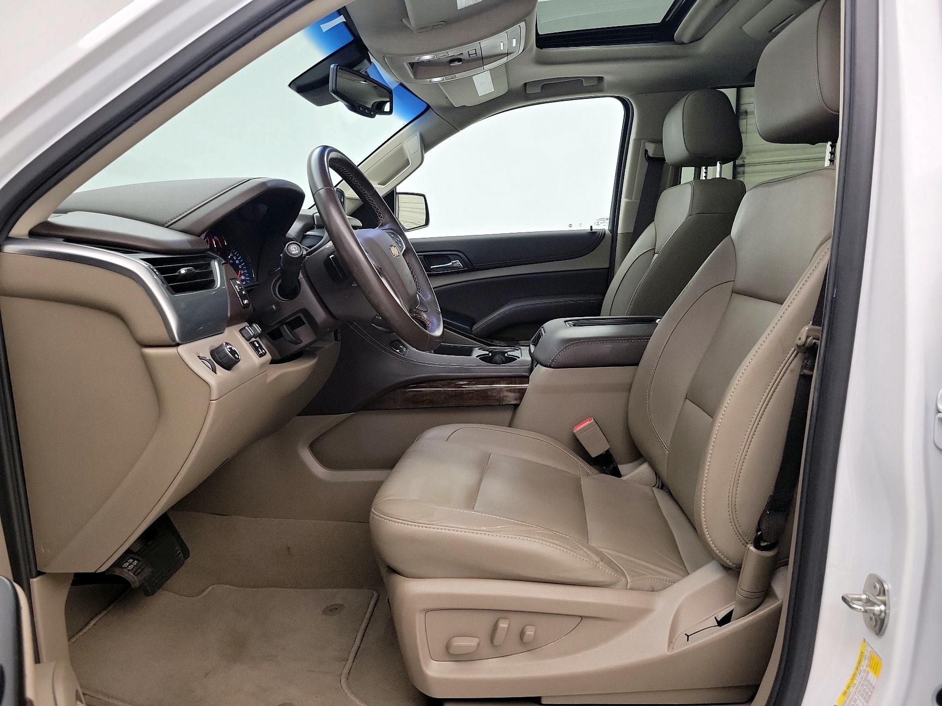 Thumbnail: 2019 Chevrolet Suburban - 11