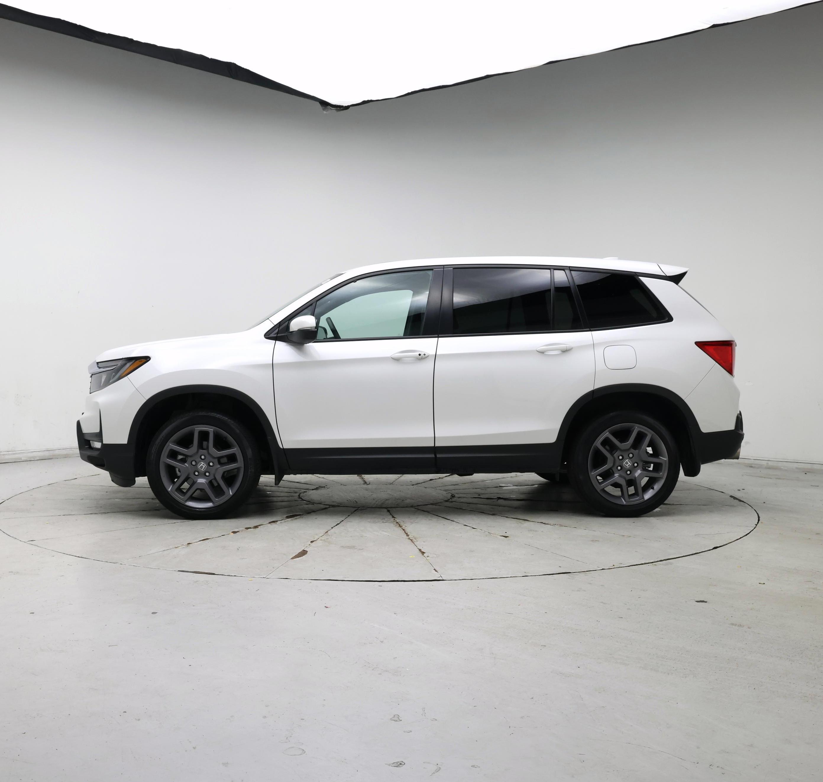 Thumbnail: 2022 Honda Passport - 3