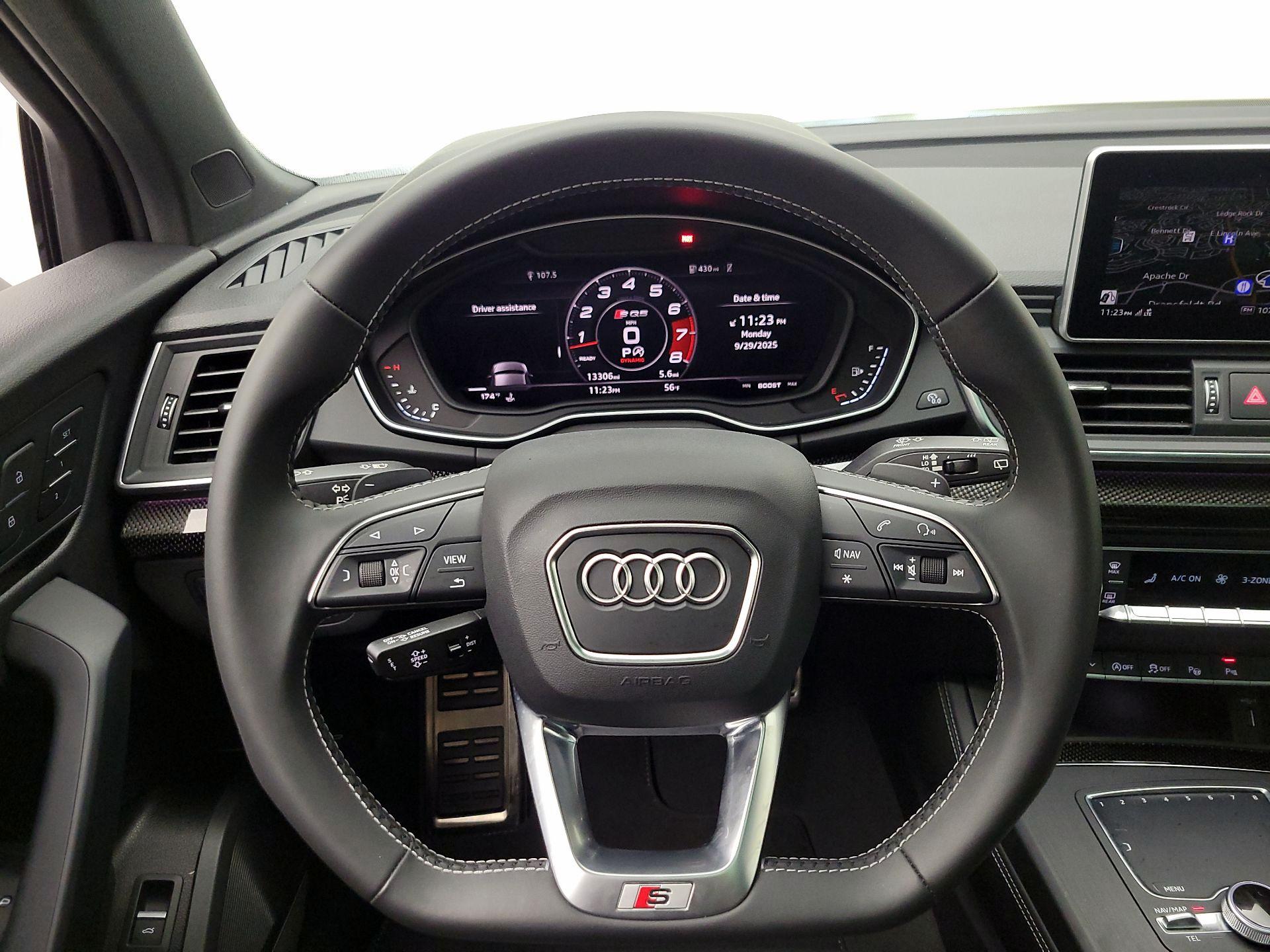 Thumbnail: 2020 Audi SQ5 - 10