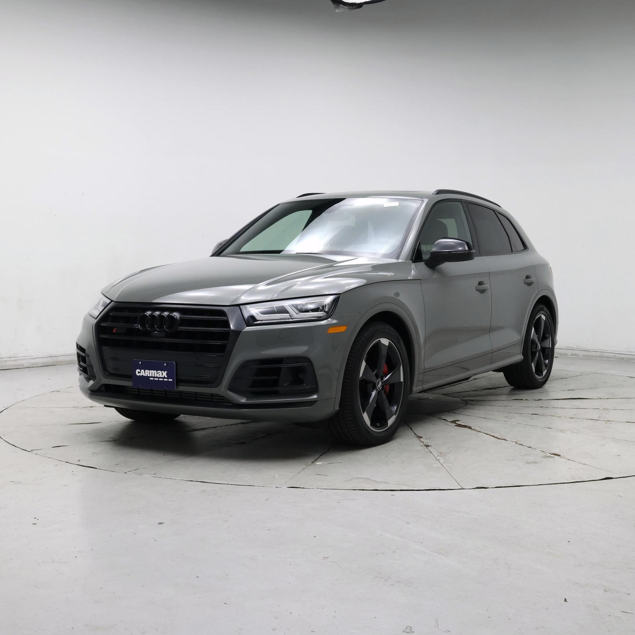 Thumbnail: 2020 Audi SQ5 - 4