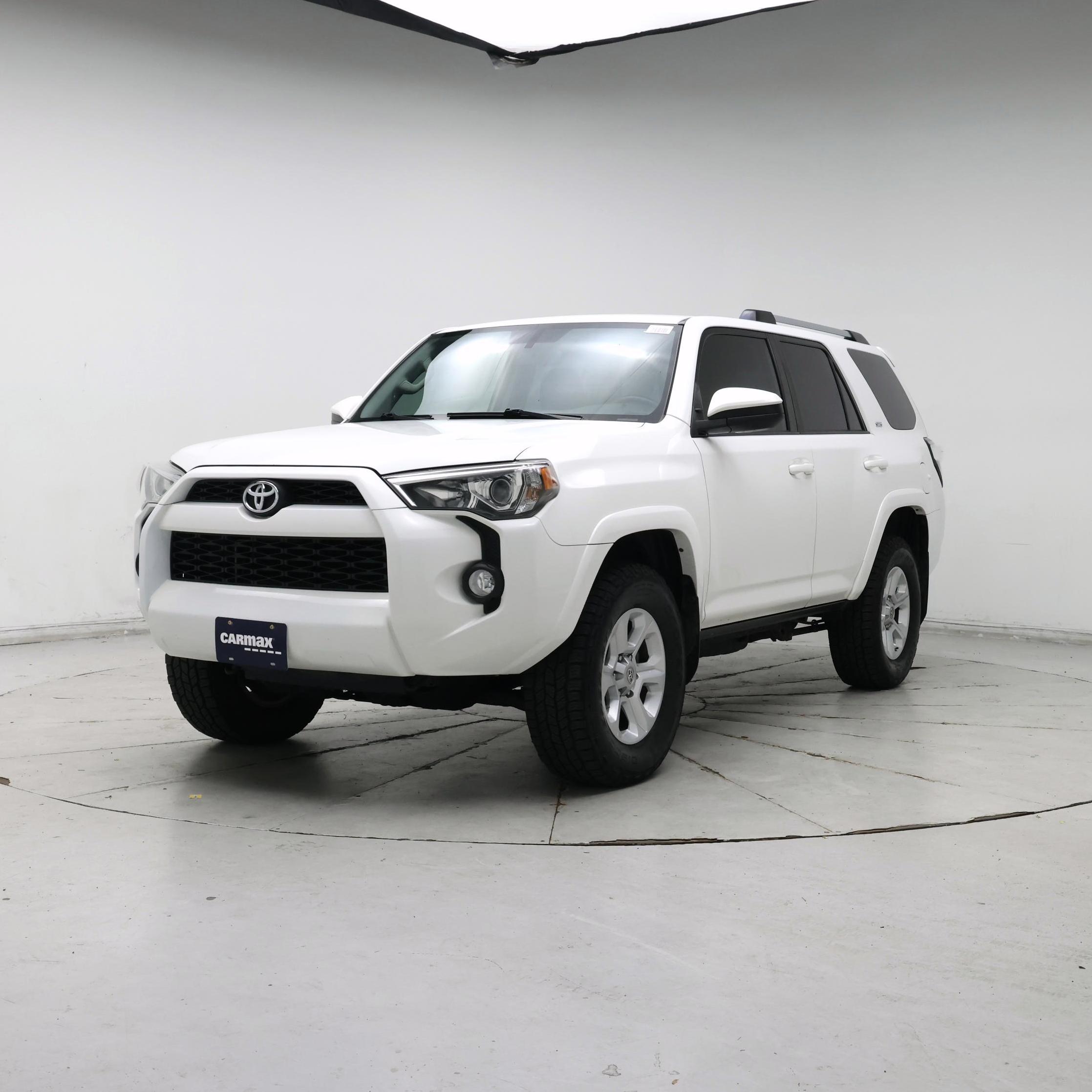 Thumbnail: 2019 Toyota 4Runner - 4