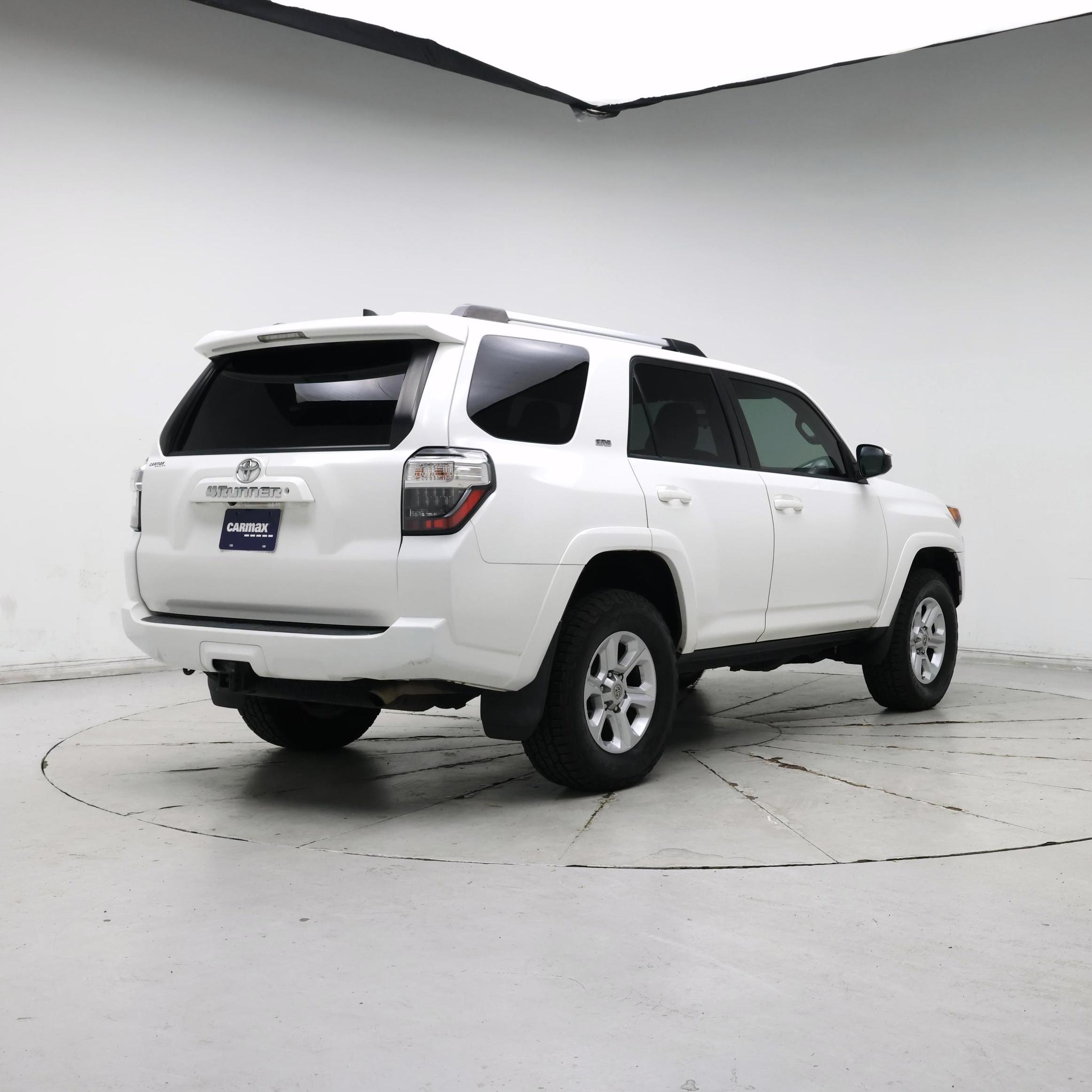 Thumbnail: 2019 Toyota 4Runner - 8