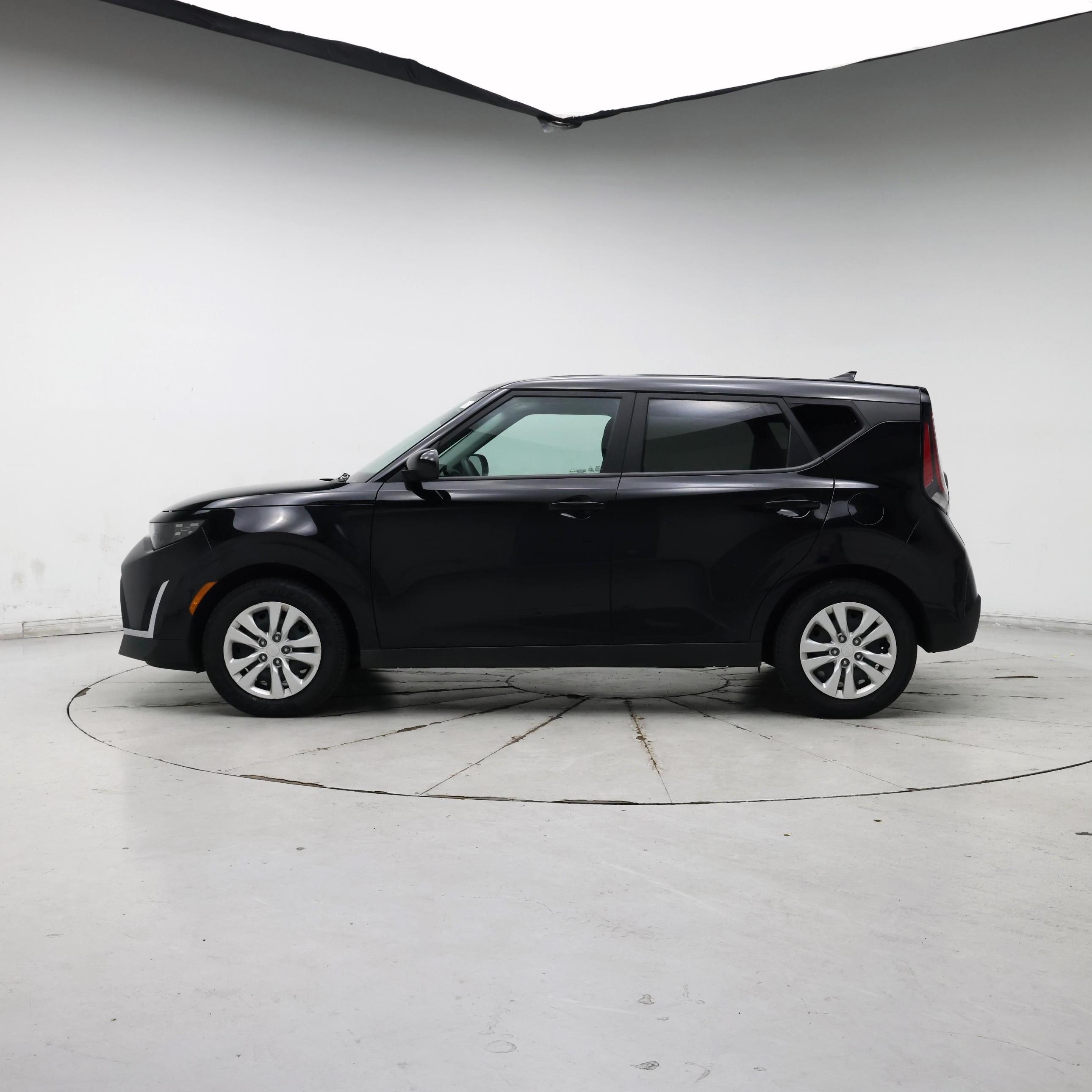 Thumbnail: 2023 Kia Soul - 3