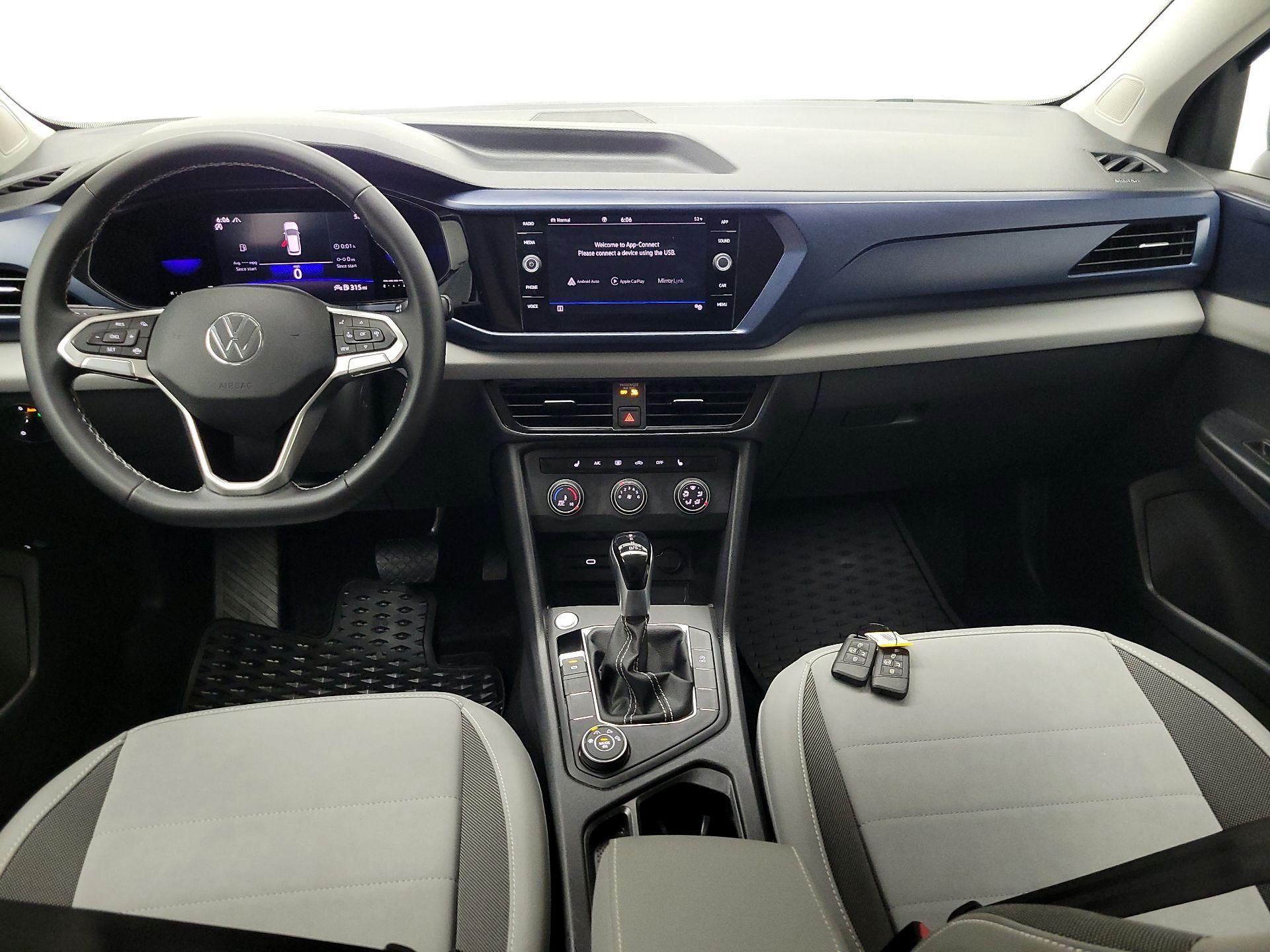 Thumbnail: 2022 Volkswagen Taos - 9