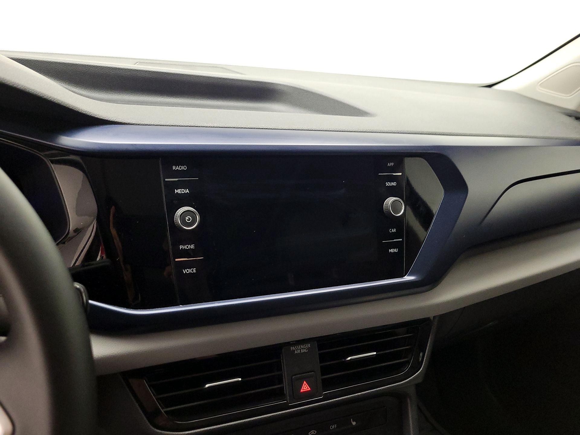 Thumbnail: 2022 Volkswagen Taos - 15