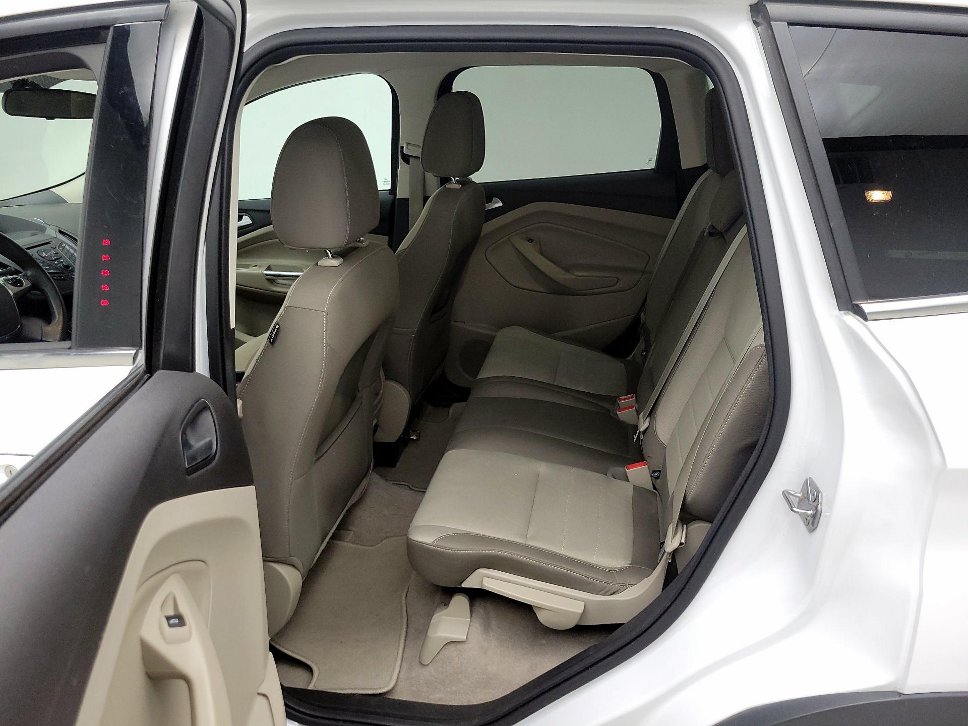 Thumbnail: 2015 Ford Escape - 19