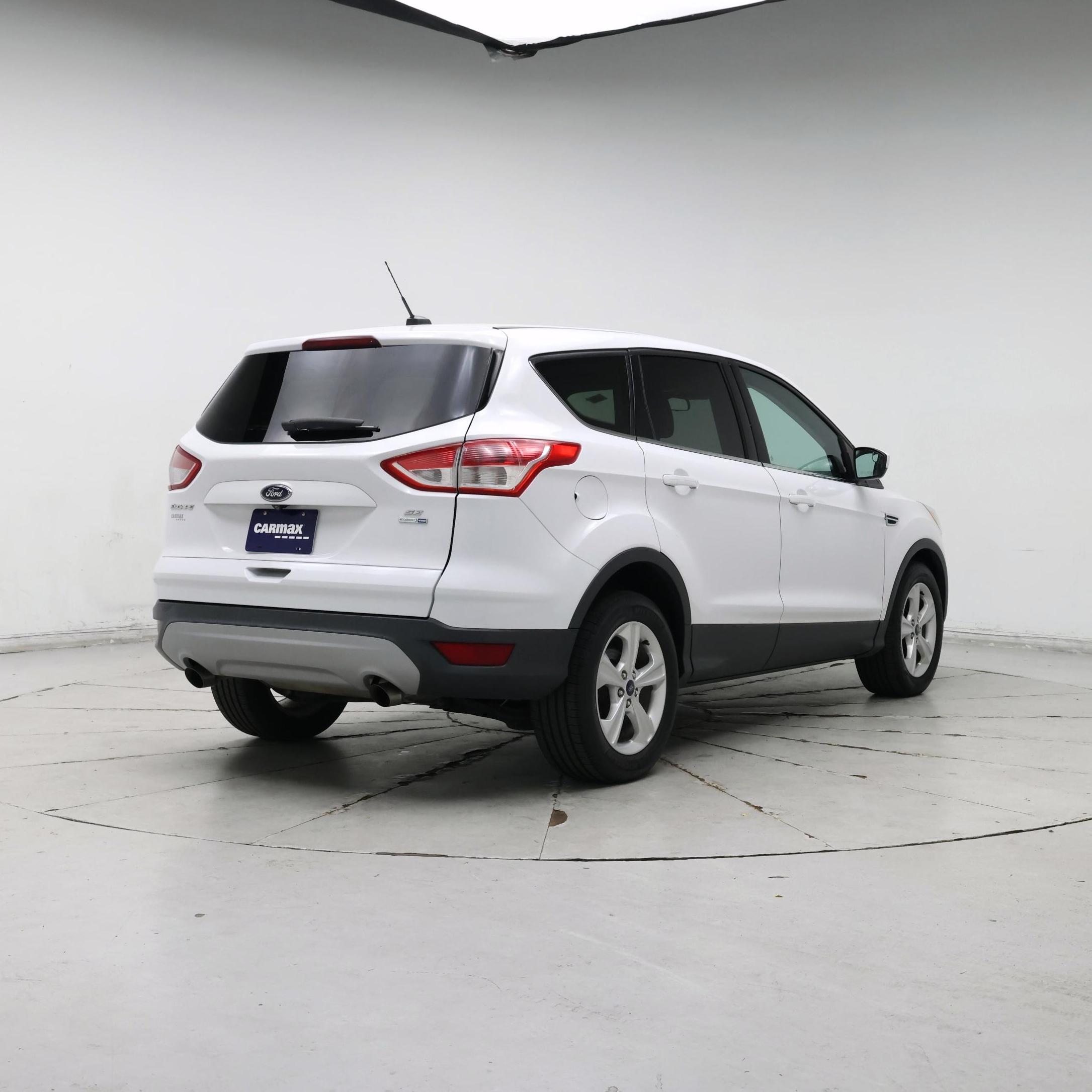 Thumbnail: 2015 Ford Escape - 8