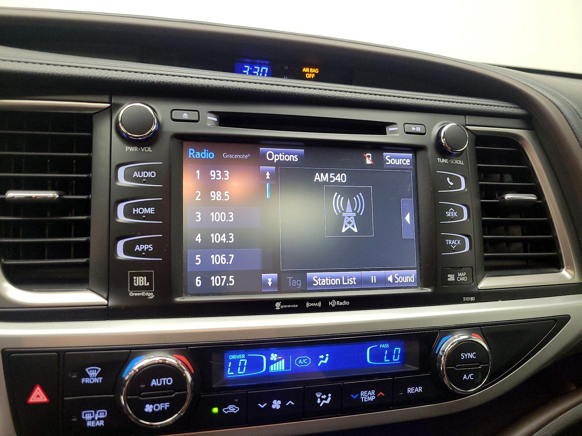Thumbnail: 2017 Toyota Highlander - 15
