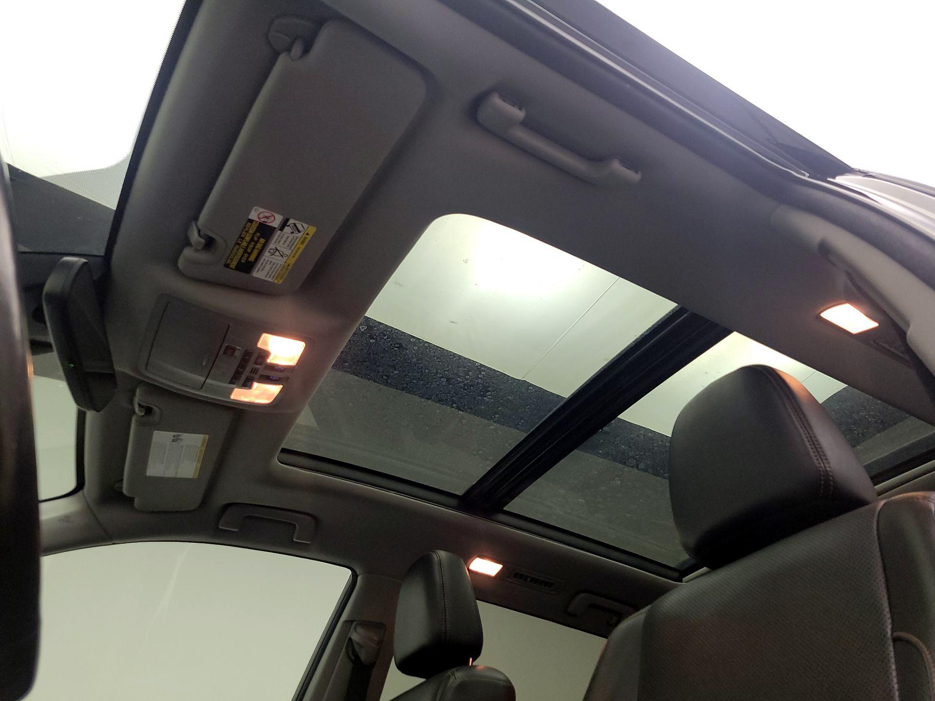 Thumbnail: 2017 Toyota Highlander - 19