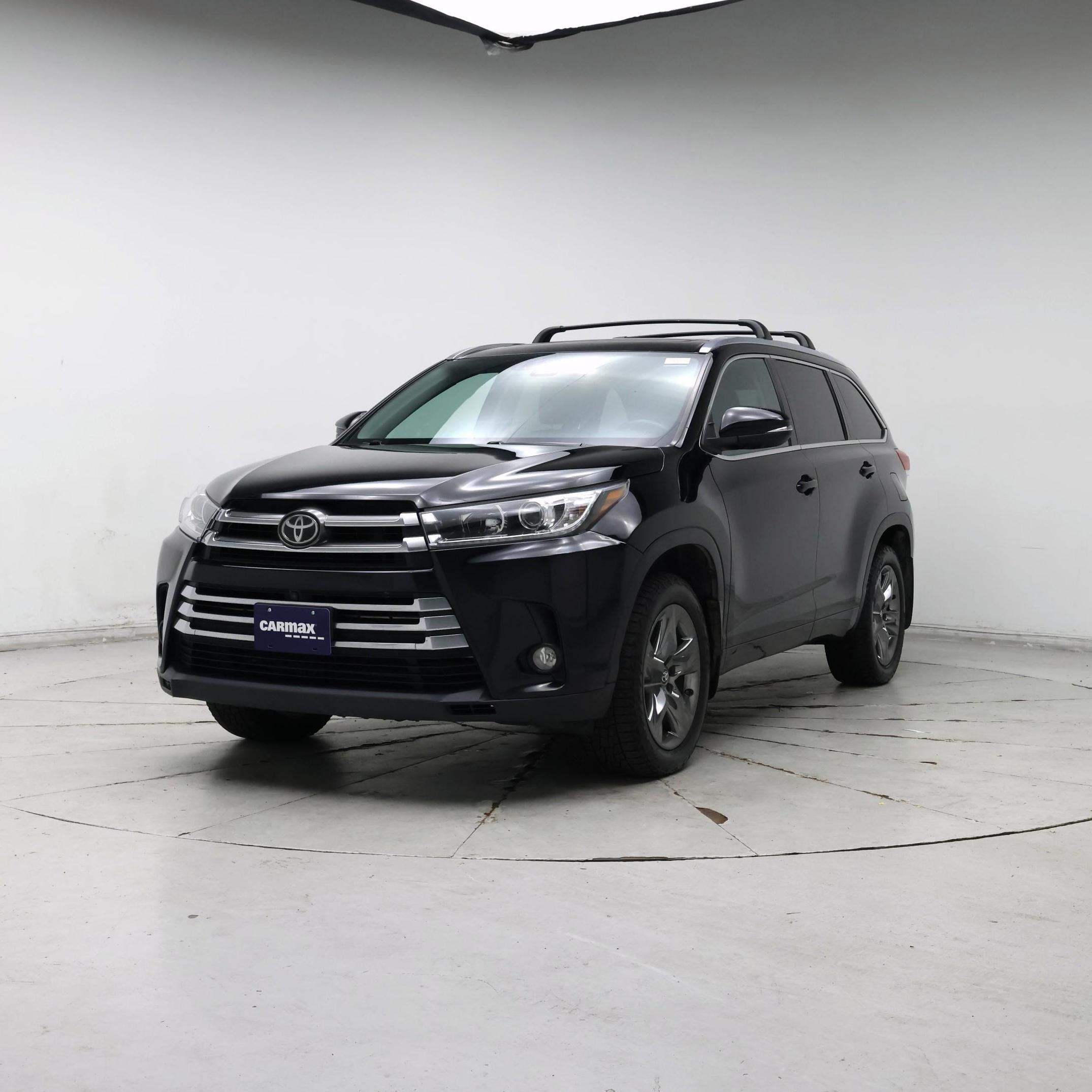 Thumbnail: 2017 Toyota Highlander - 4