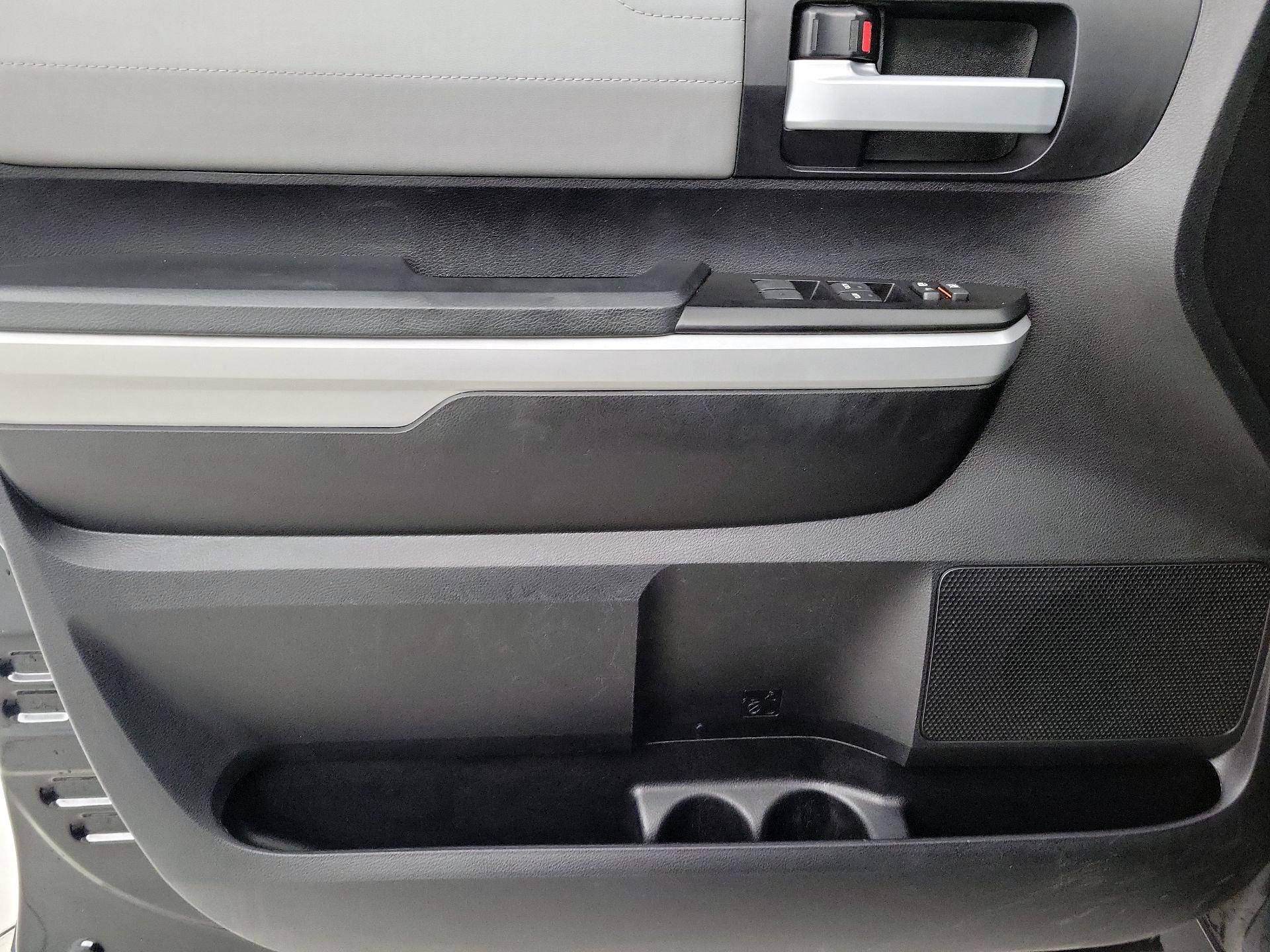 Thumbnail: 2021 Toyota Tundra - 12