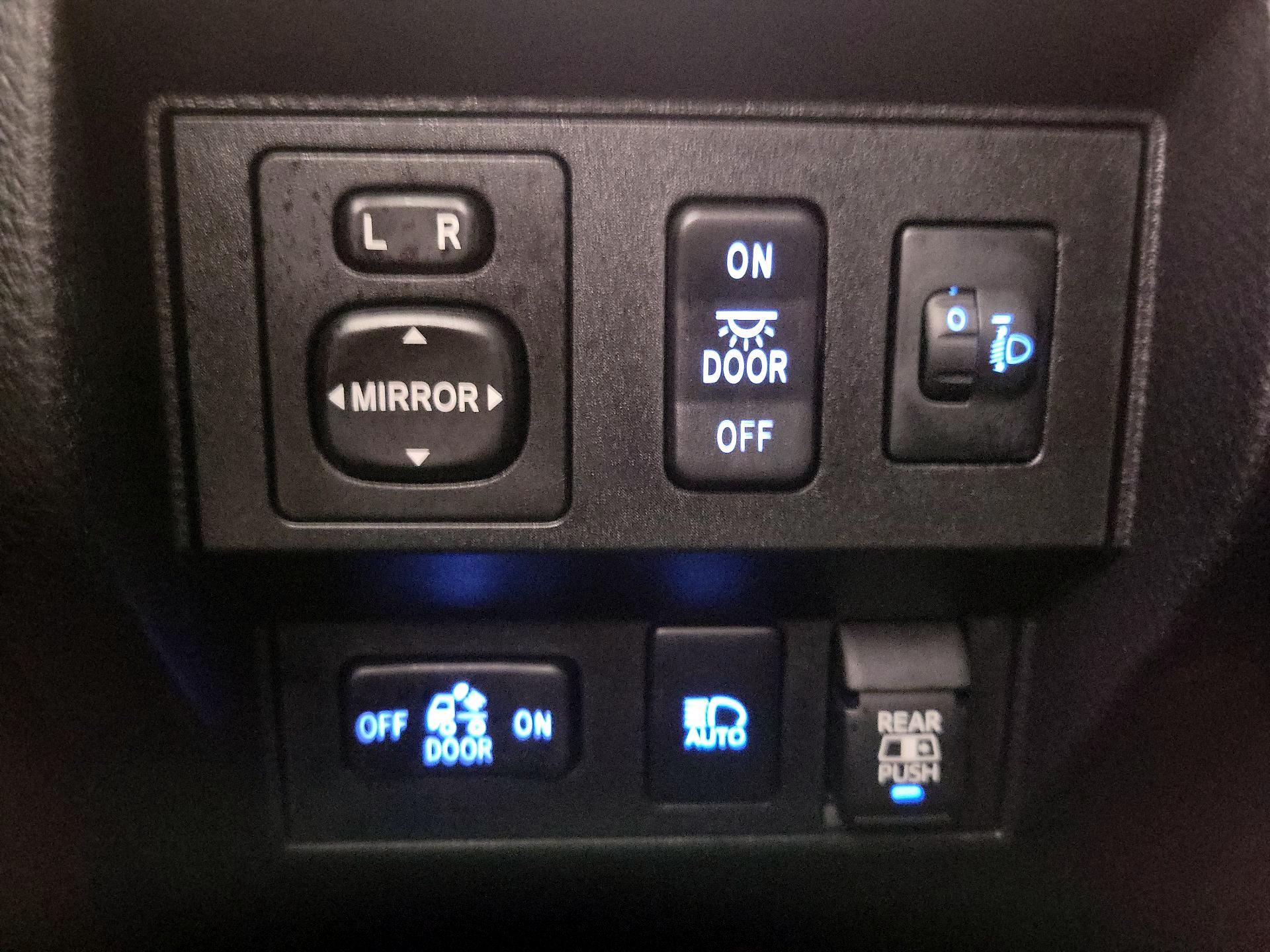 Thumbnail: 2021 Toyota Tundra - 13