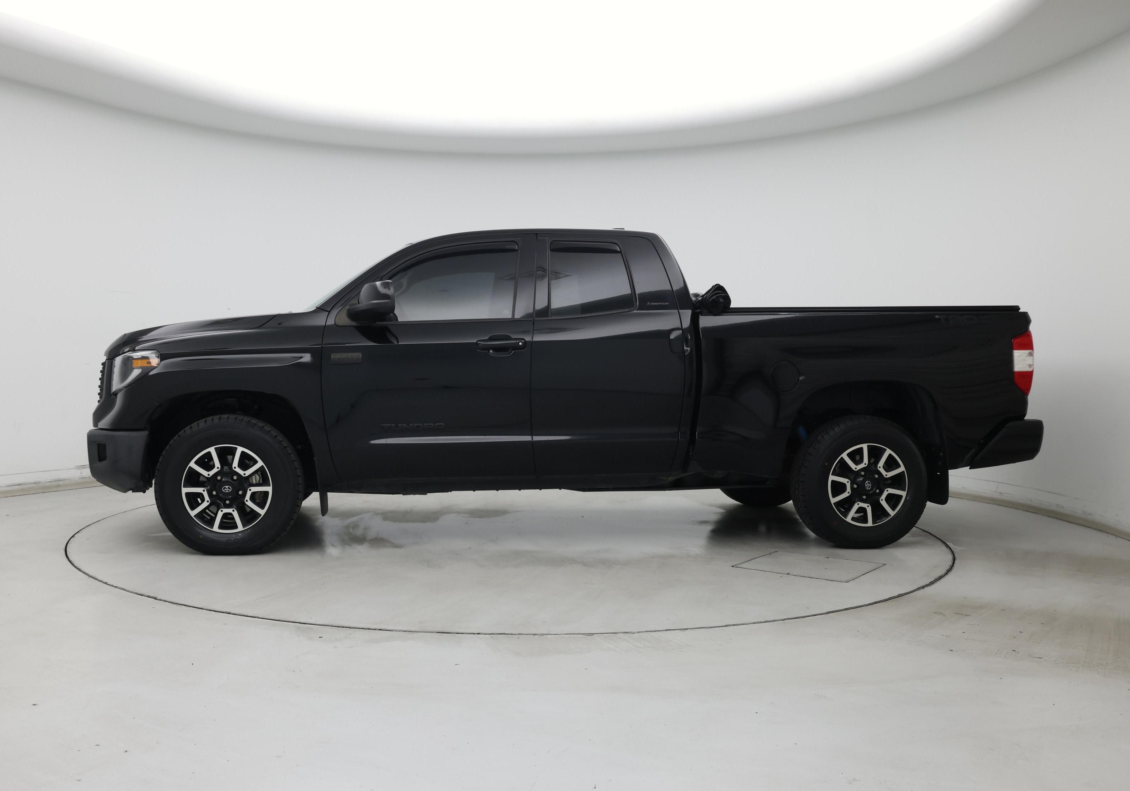 Thumbnail: 2021 Toyota Tundra - 3