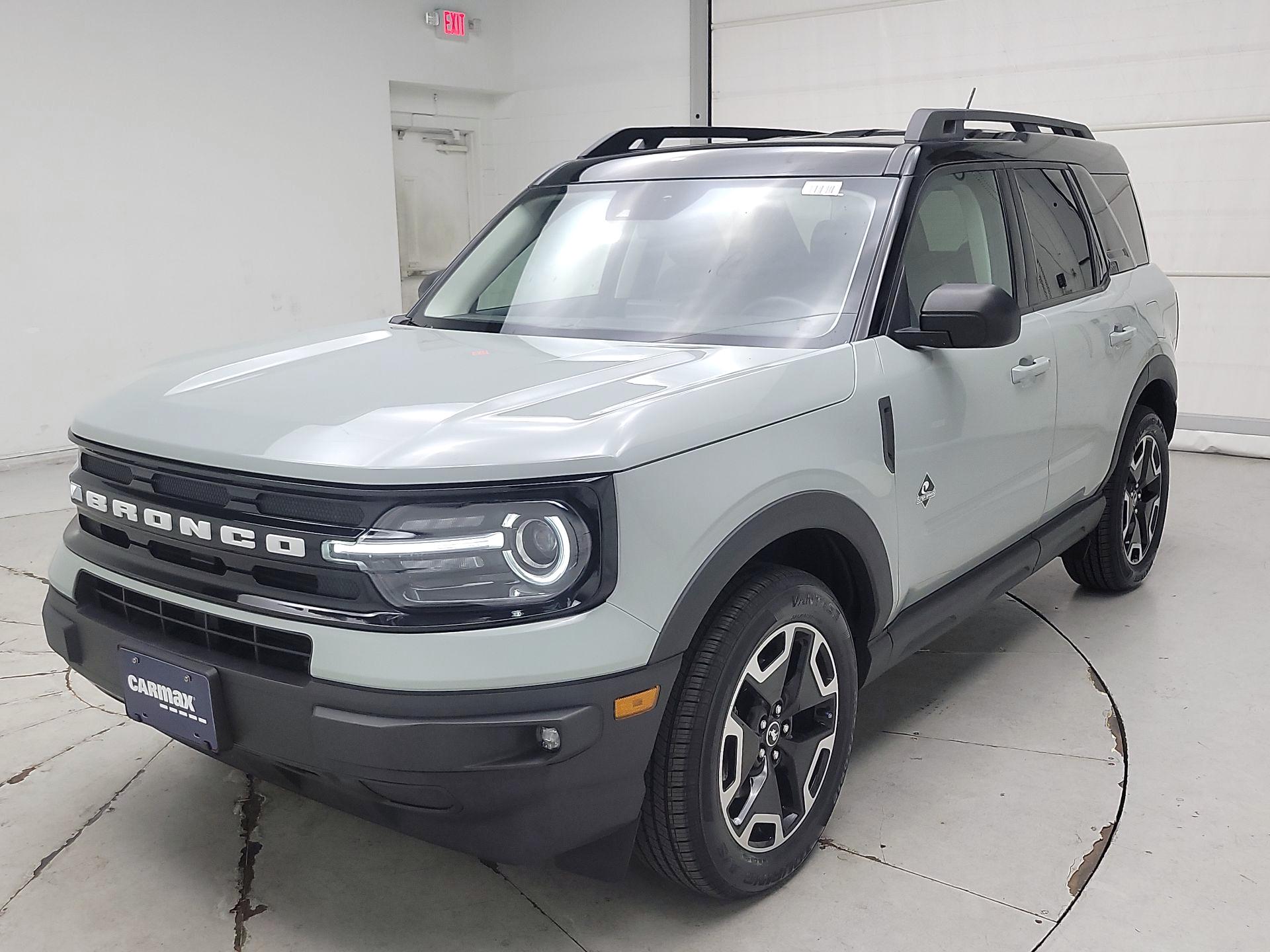 Thumbnail: 2022 Ford Bronco Sport - 3