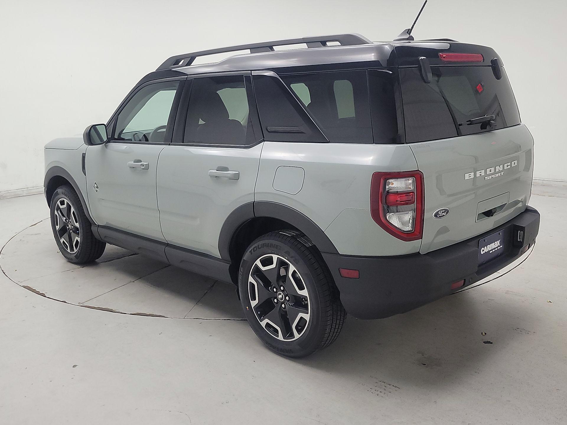 Thumbnail: 2022 Ford Bronco Sport - 7