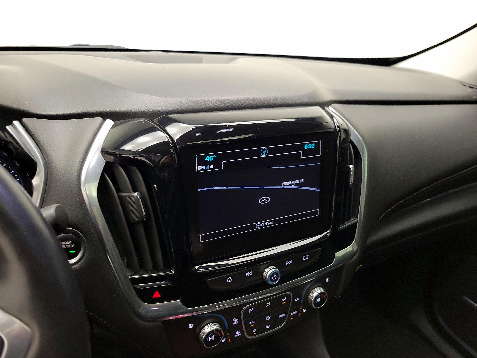 Thumbnail: 2019 Chevrolet Traverse - 16